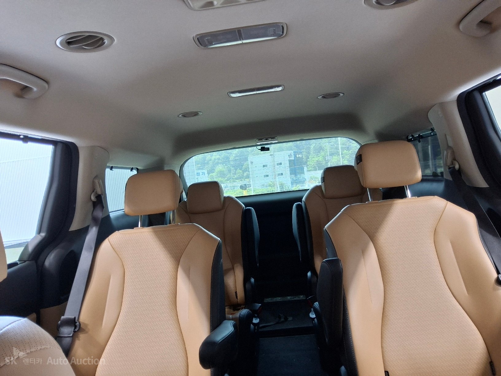 2023 - kia carnival