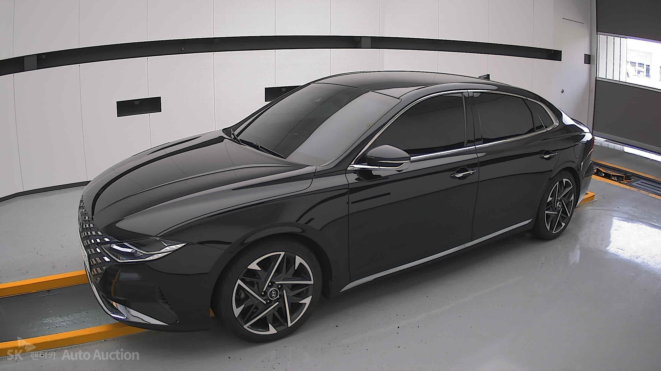 2021 - hyundai grandeur