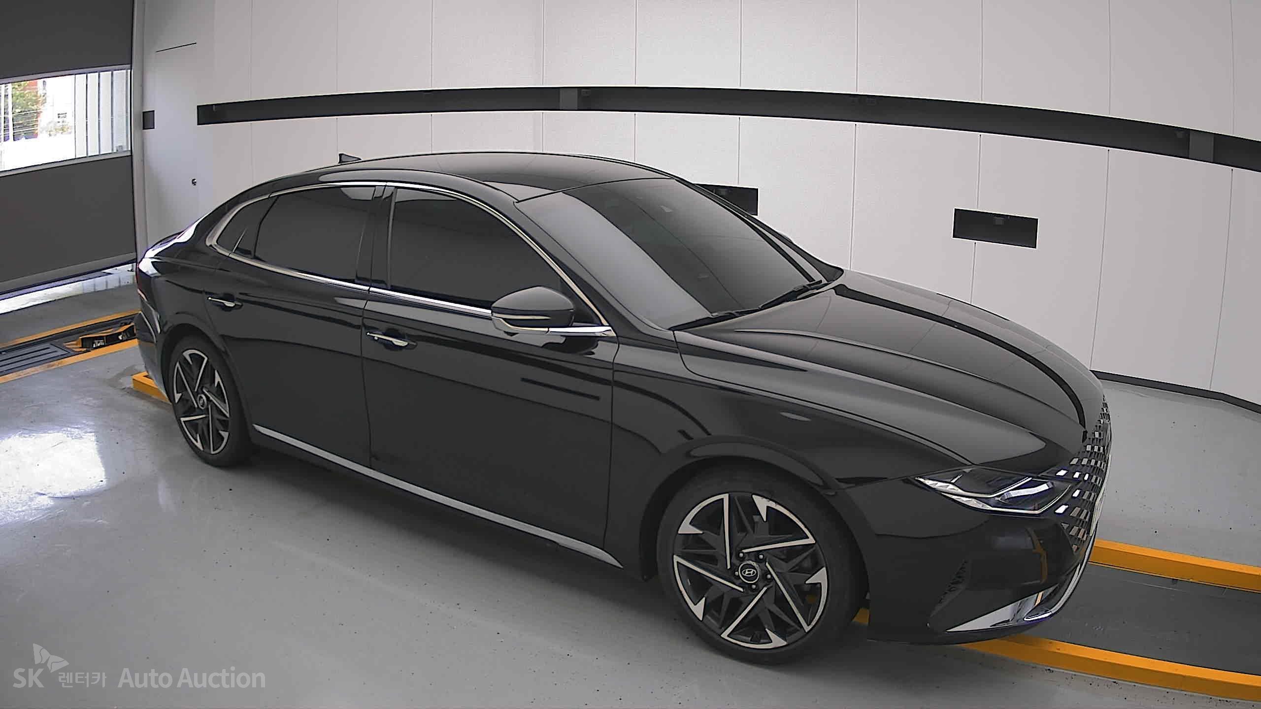 2021 - hyundai grandeur
