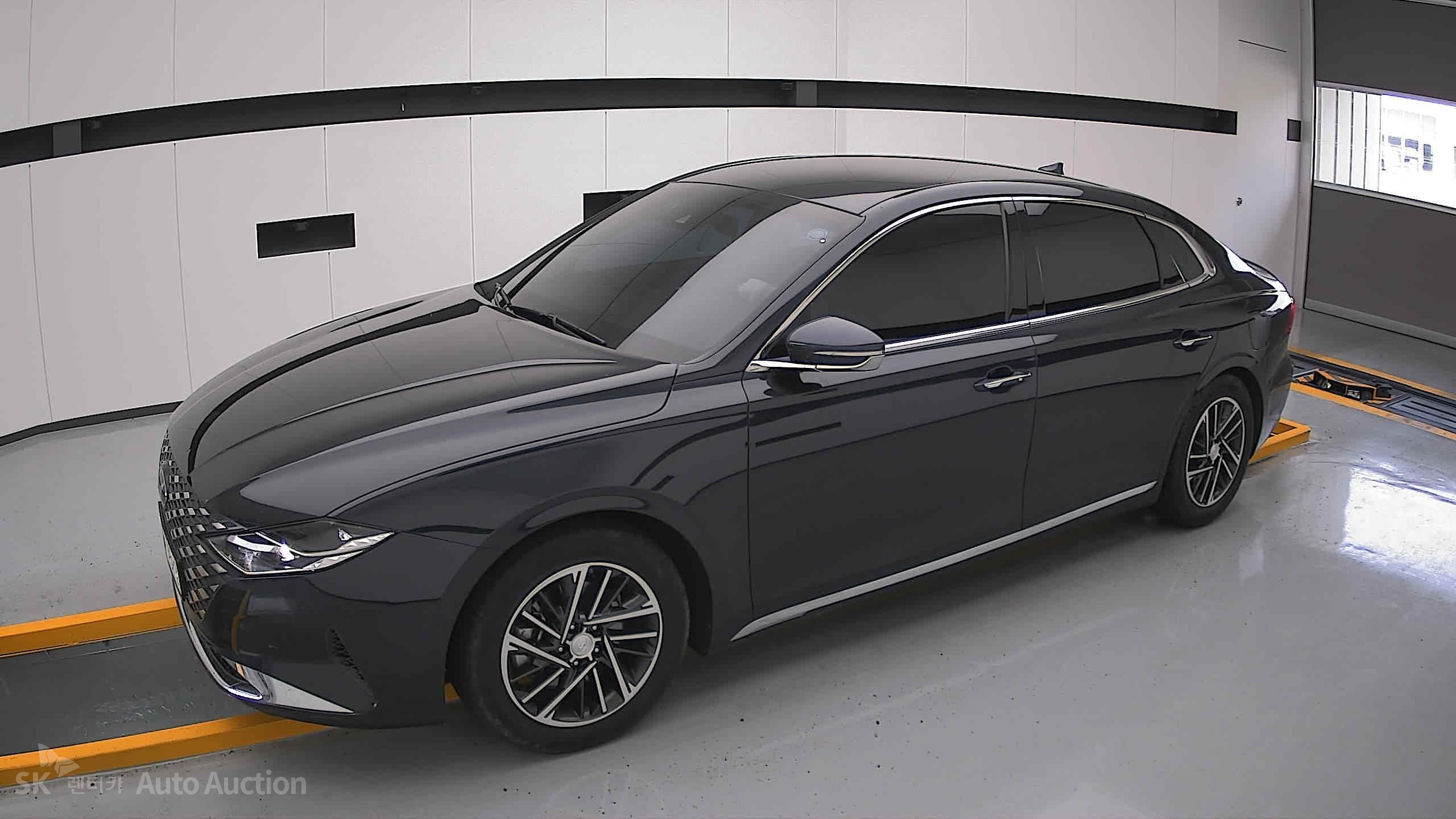2021 - hyundai grandeur