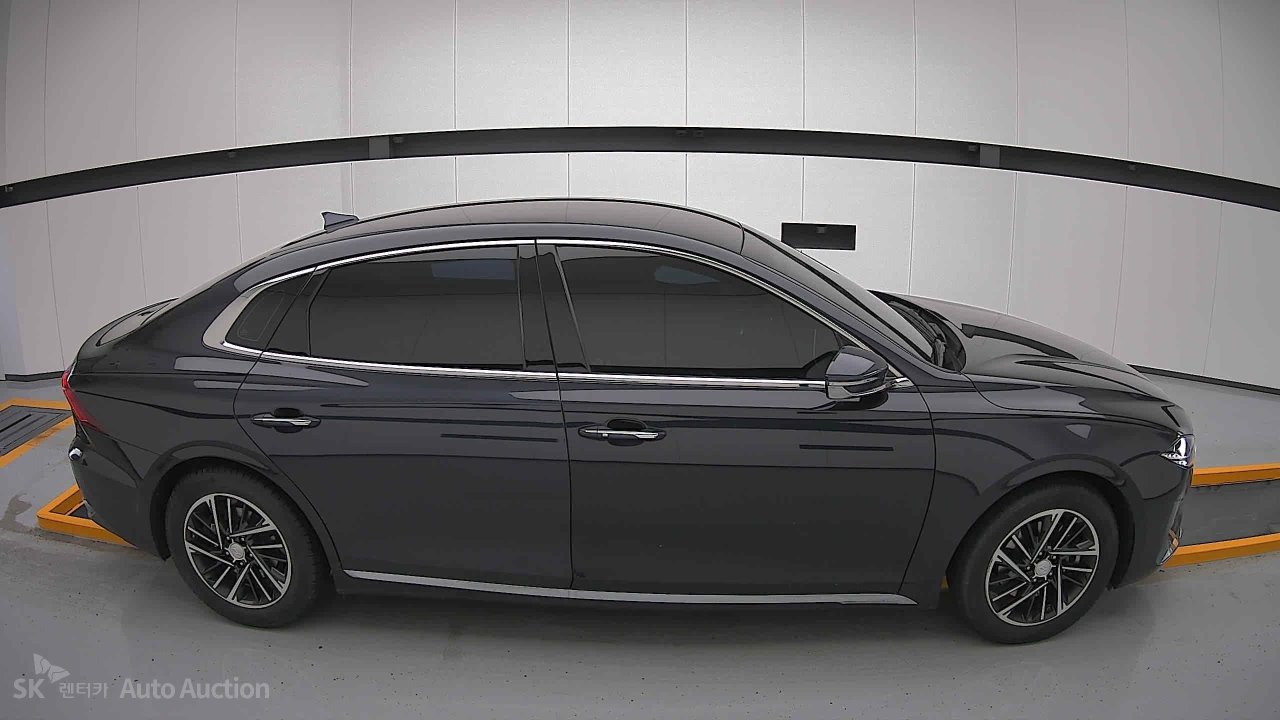2021 - hyundai grandeur