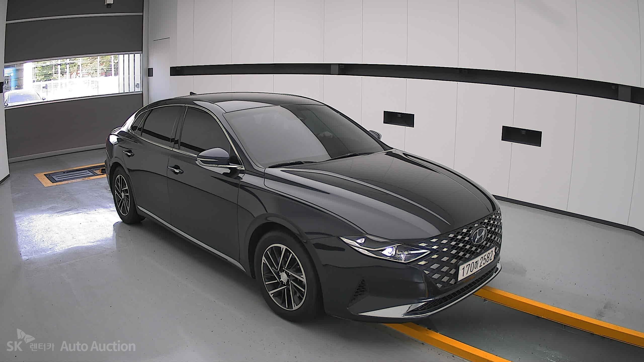 2021 - hyundai grandeur