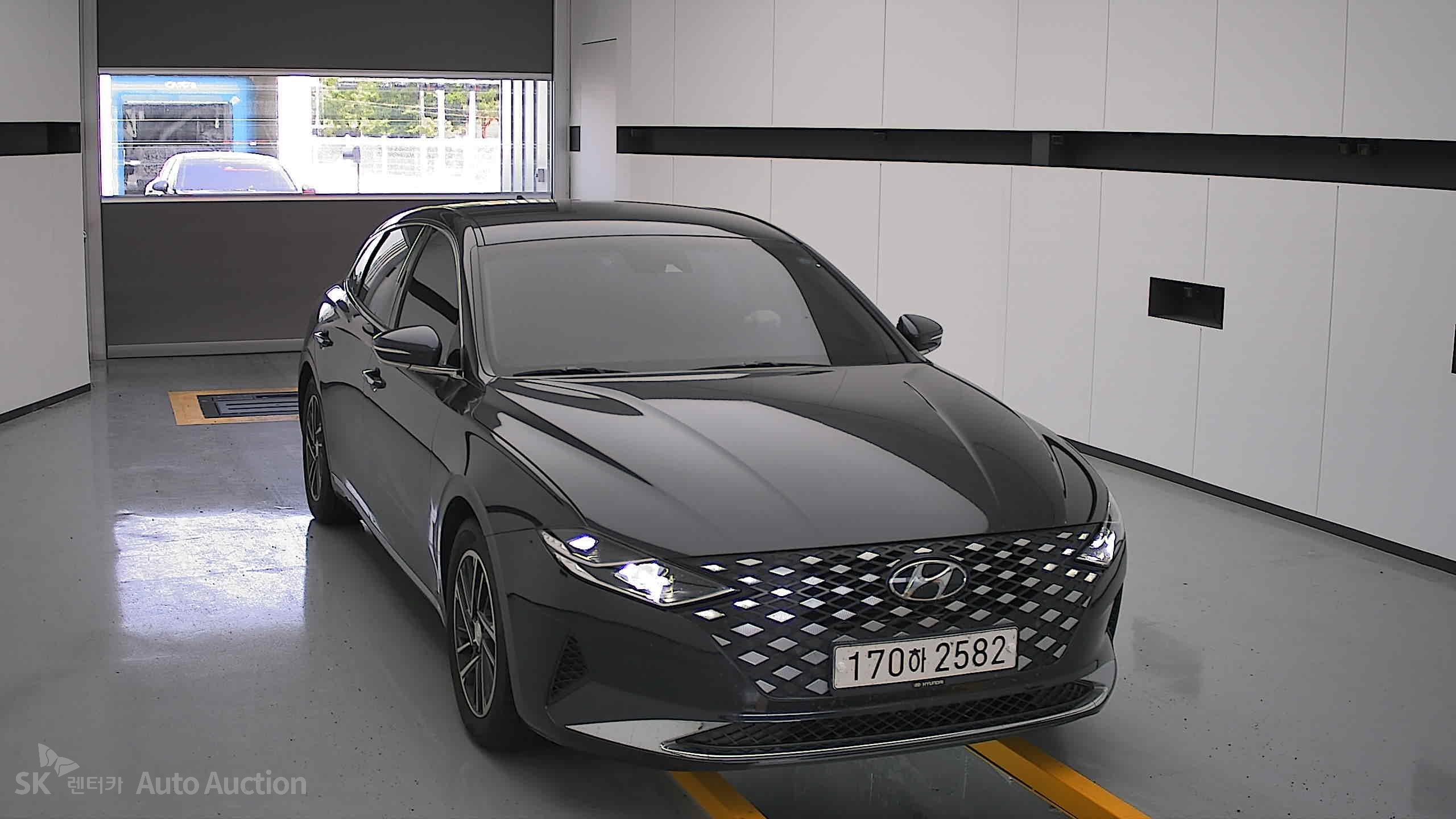 2021 - hyundai grandeur