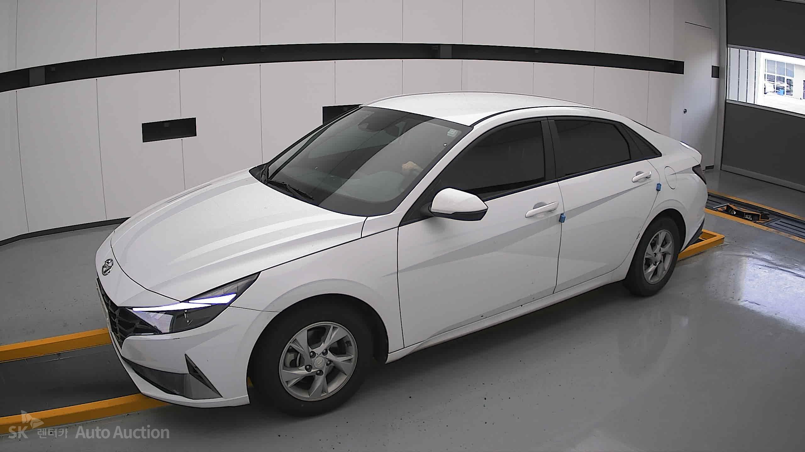 2021 - hyundai avante