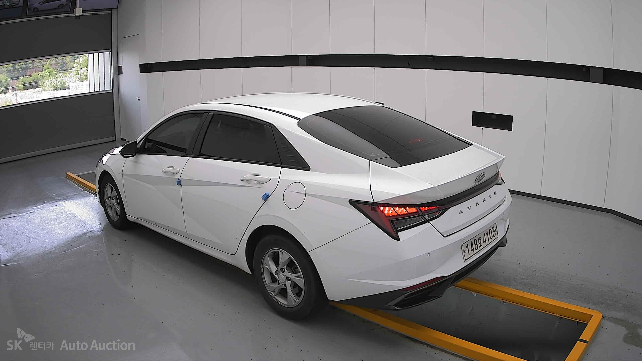2021 - hyundai avante