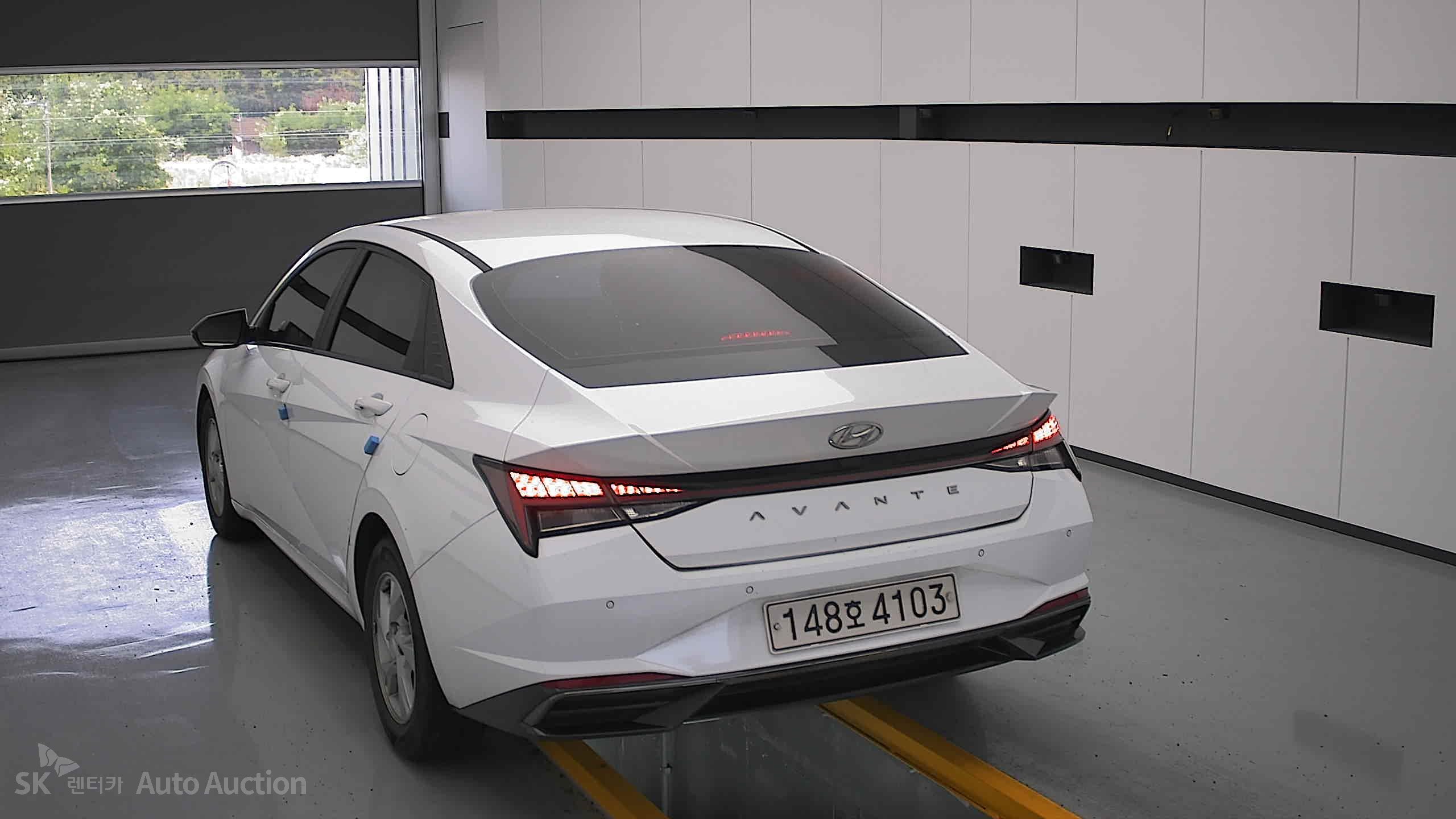 2021 - hyundai avante