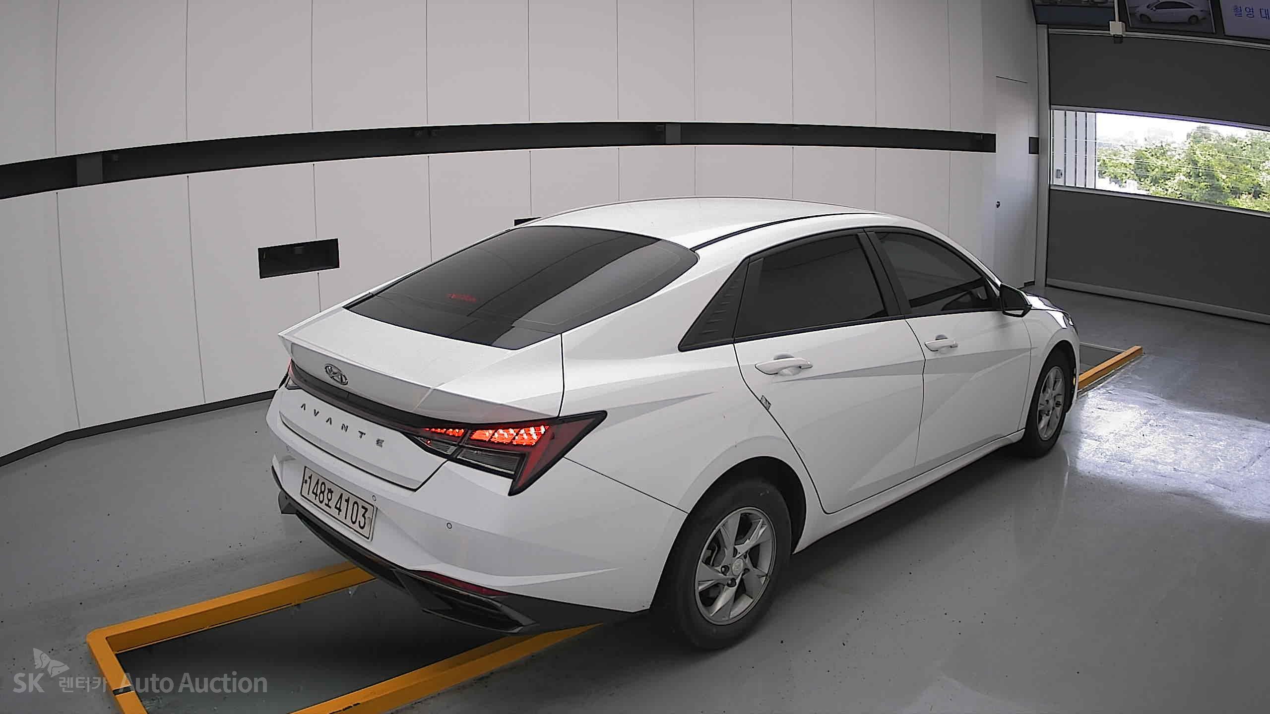2021 - hyundai avante