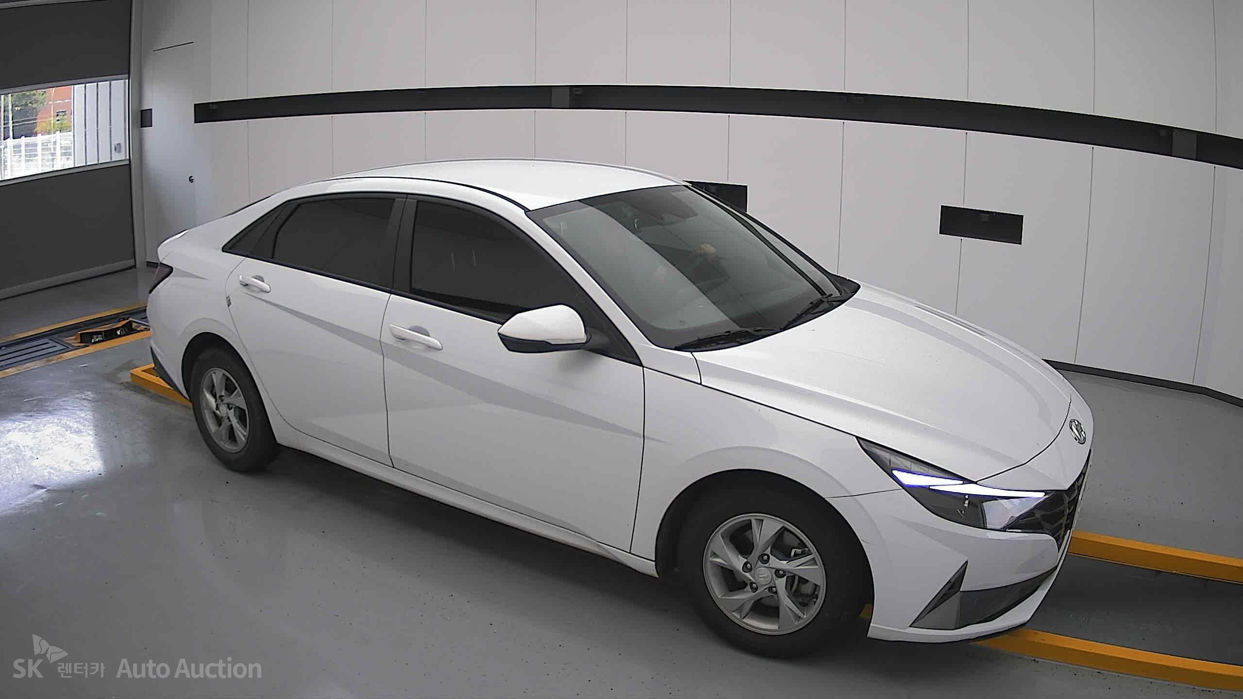 2021 - hyundai avante