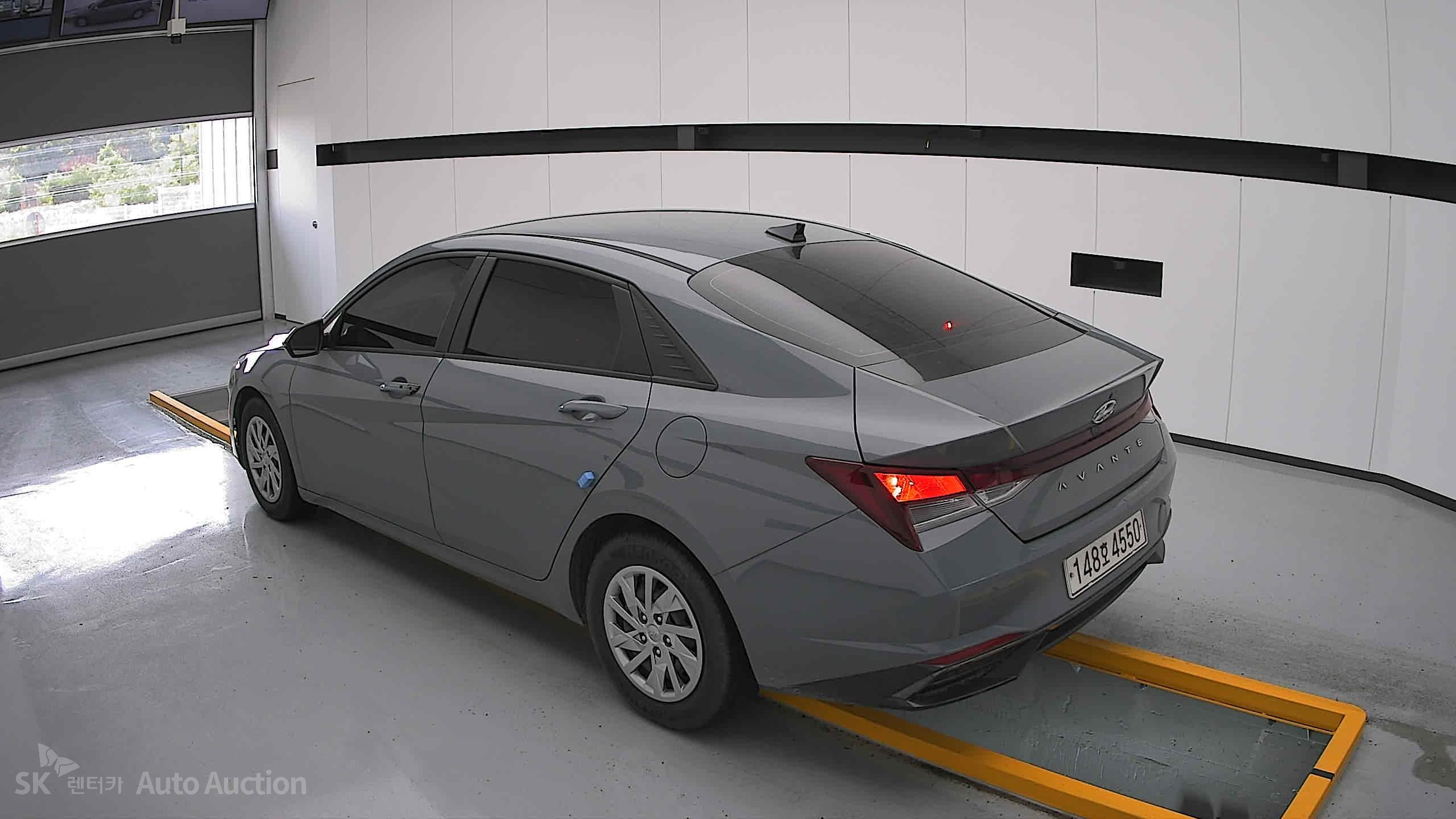 2021 - hyundai avante