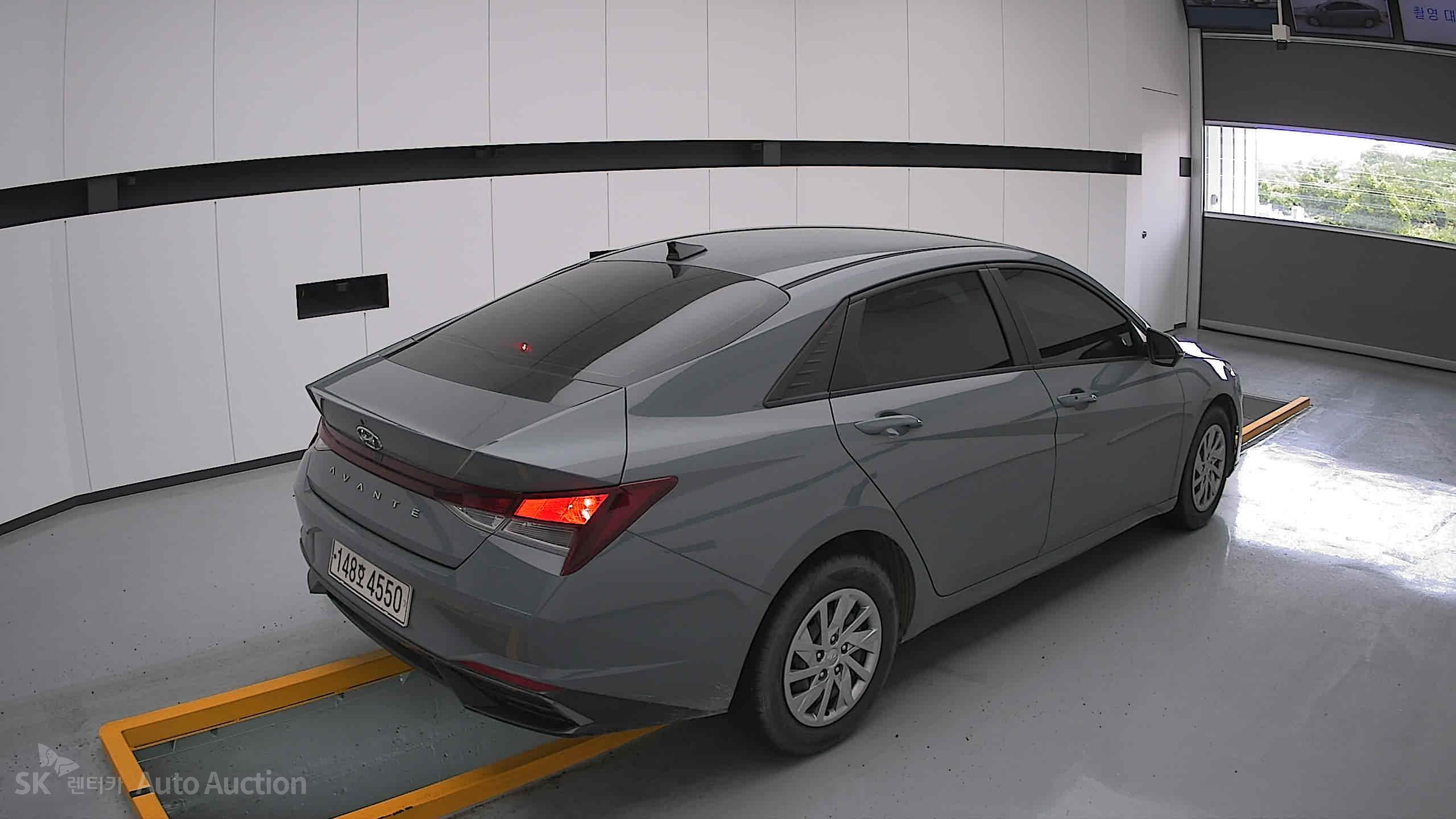 2021 - hyundai avante