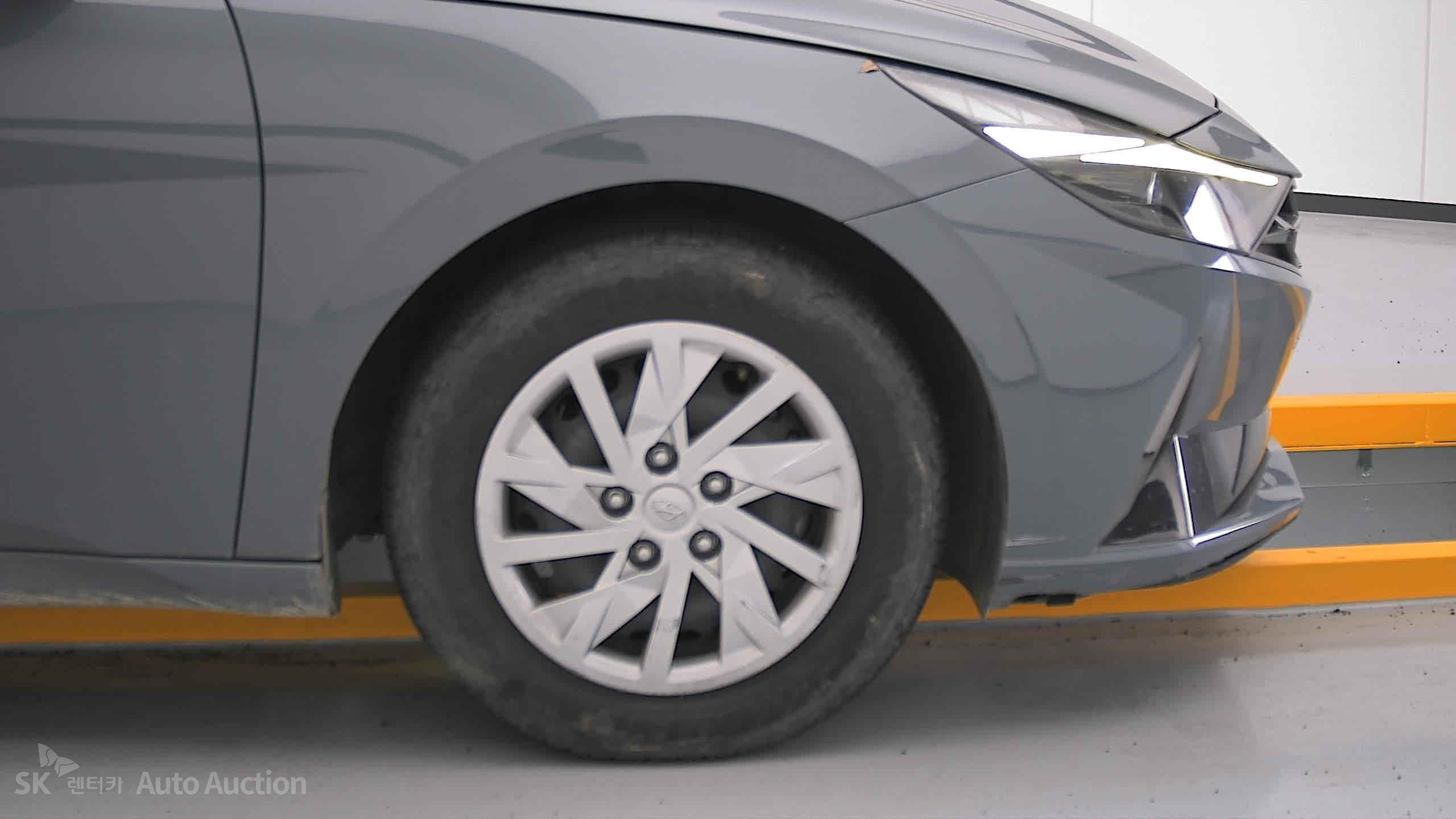 2021 - hyundai avante