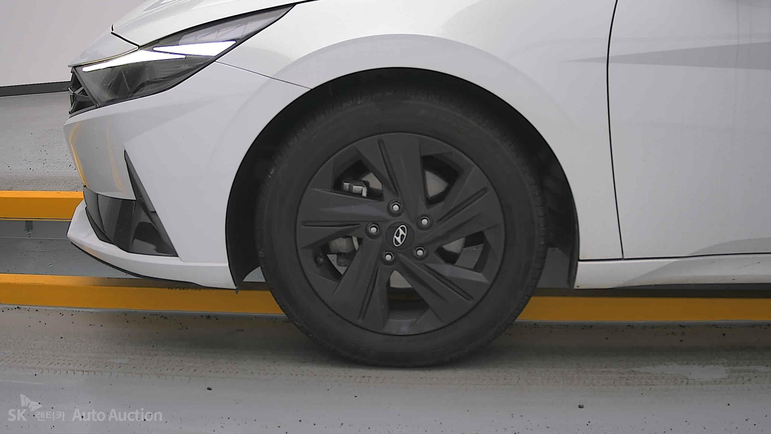 2023 - hyundai avante