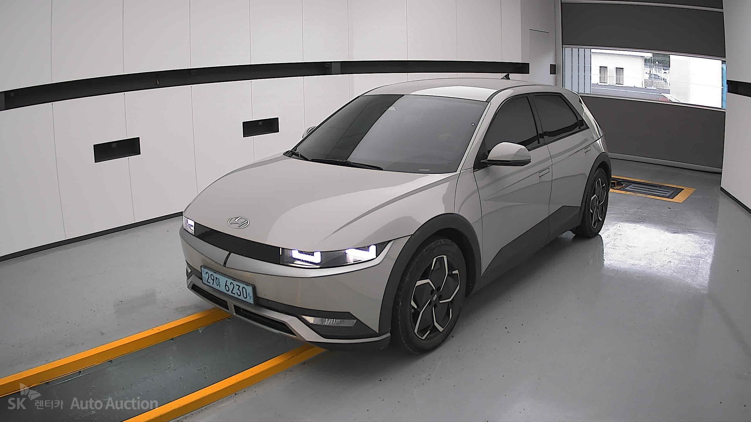 2022 - hyundai ioniq