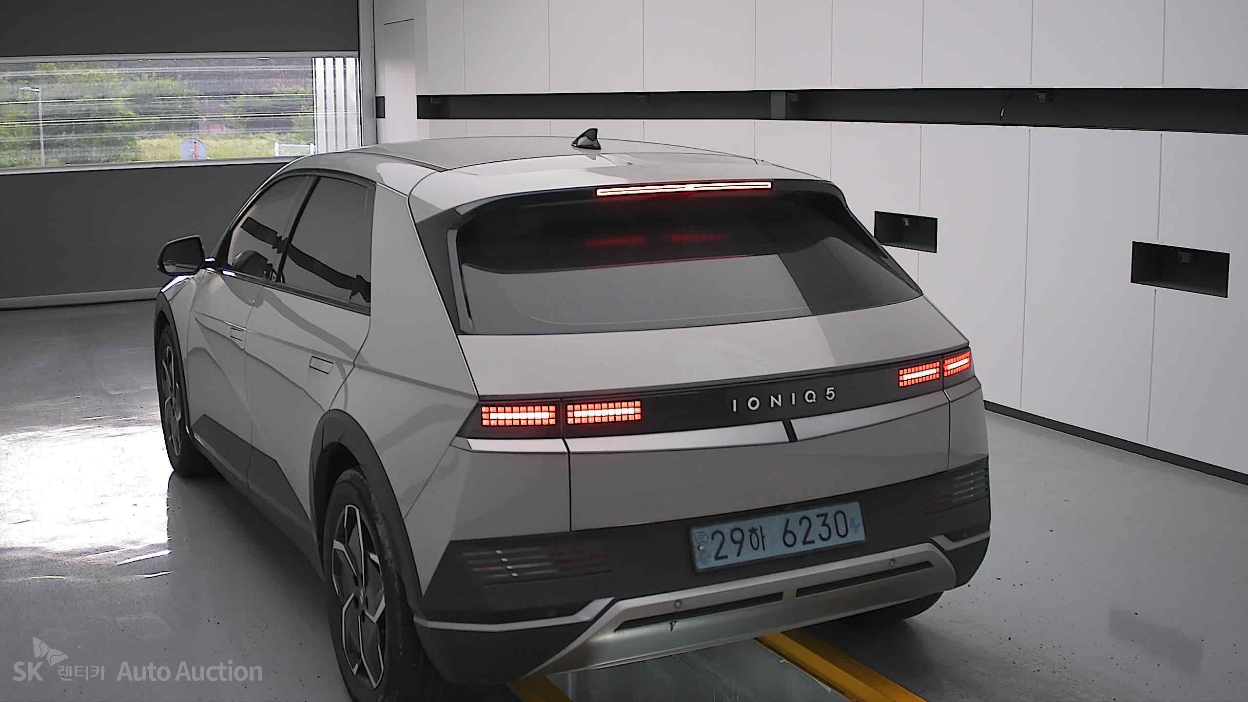 2022 - hyundai ioniq