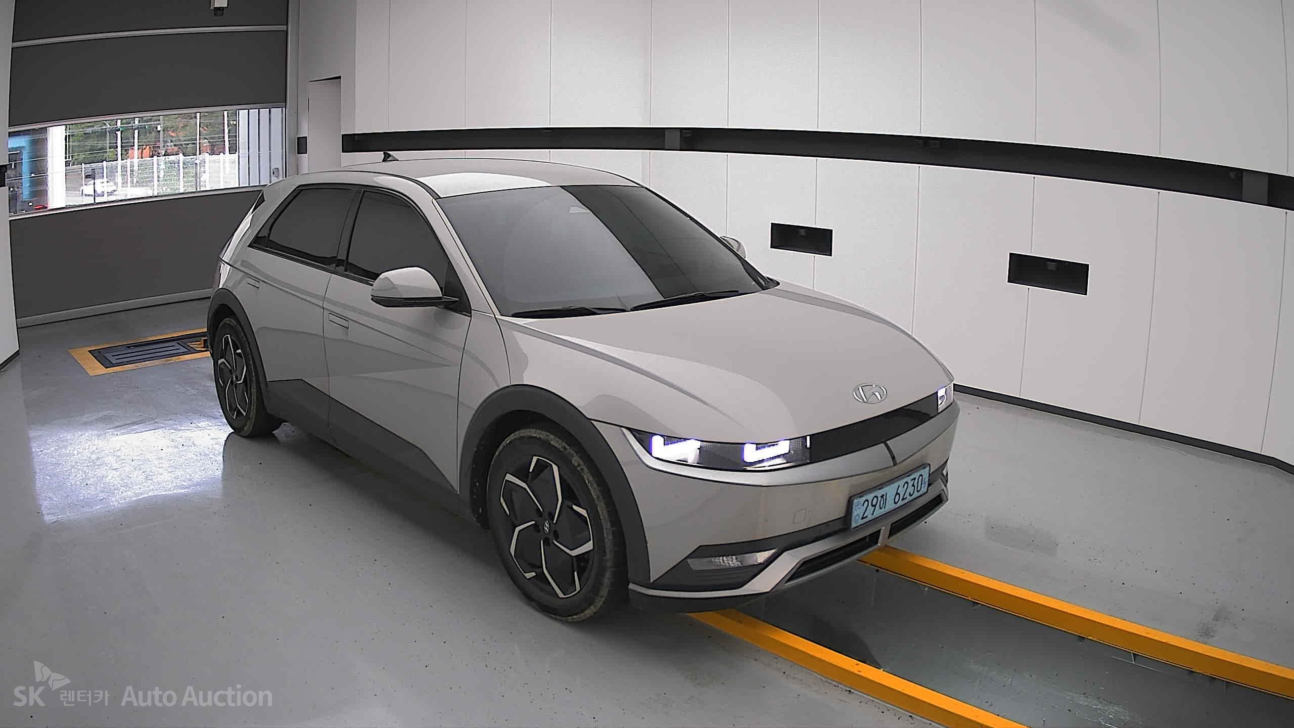 2022 - hyundai ioniq