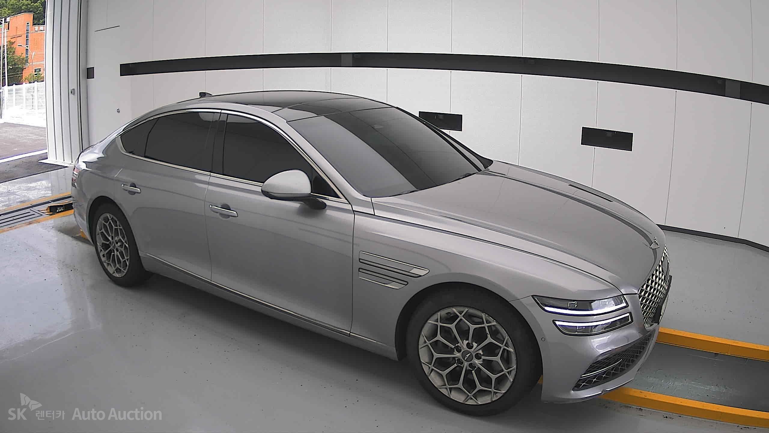 2021 - genesis g80