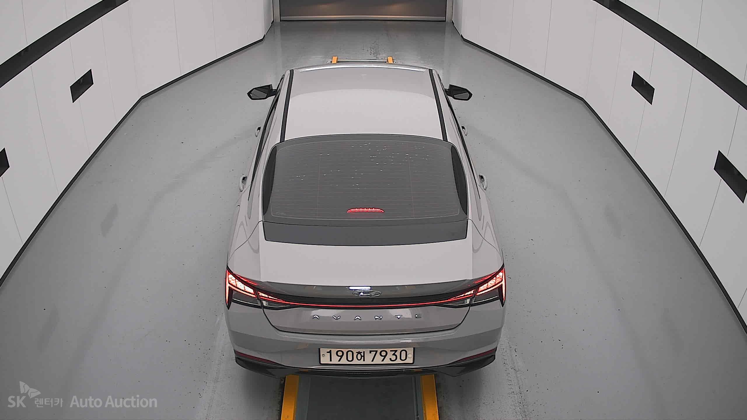 2022 - hyundai avante