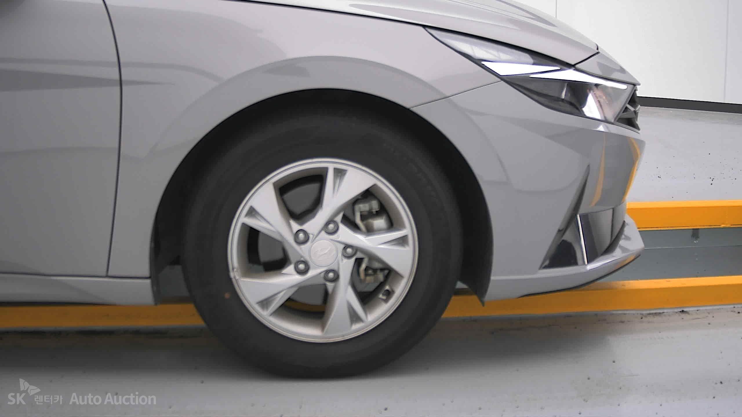 2022 - hyundai avante