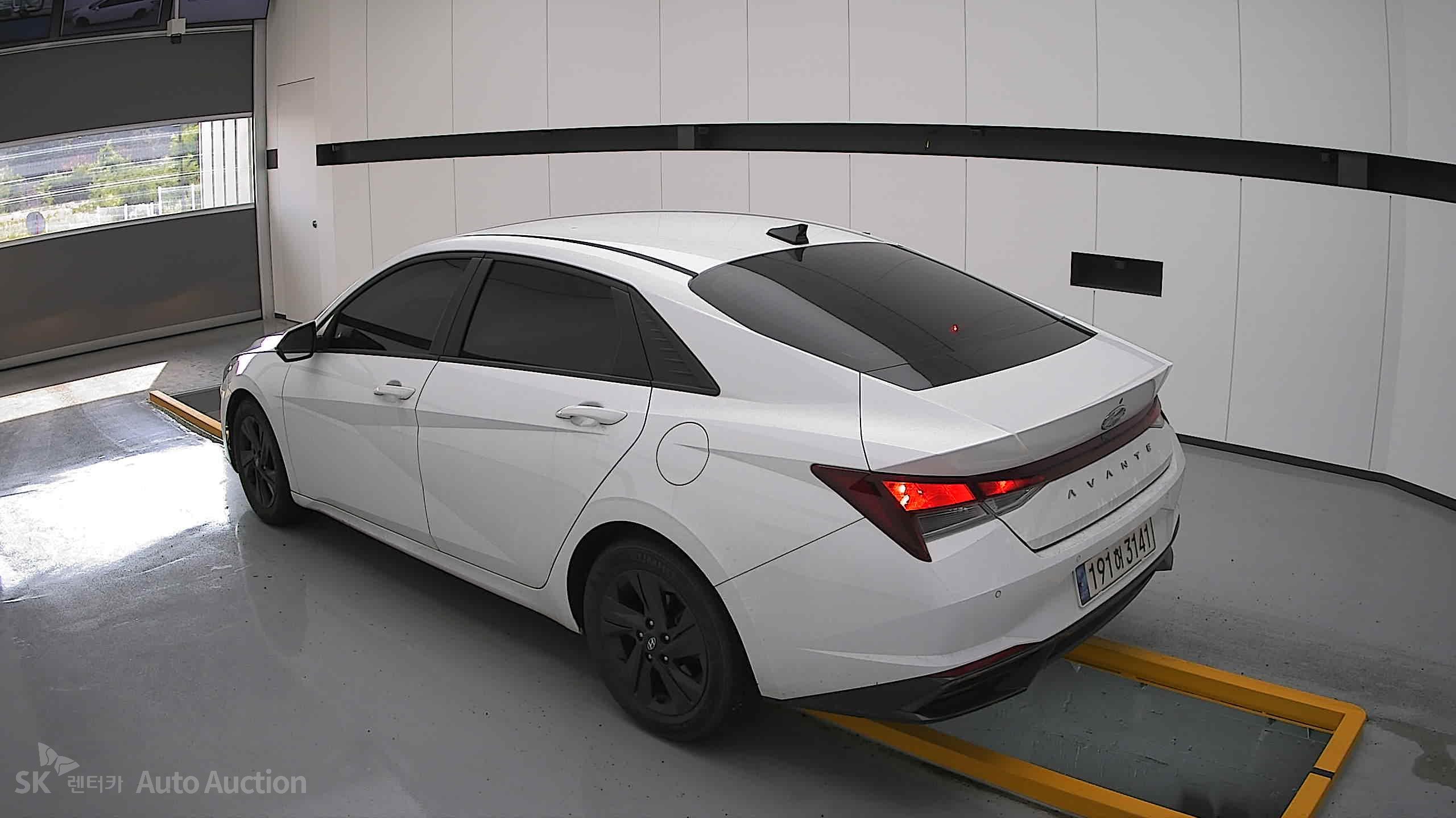 2023 - hyundai avante