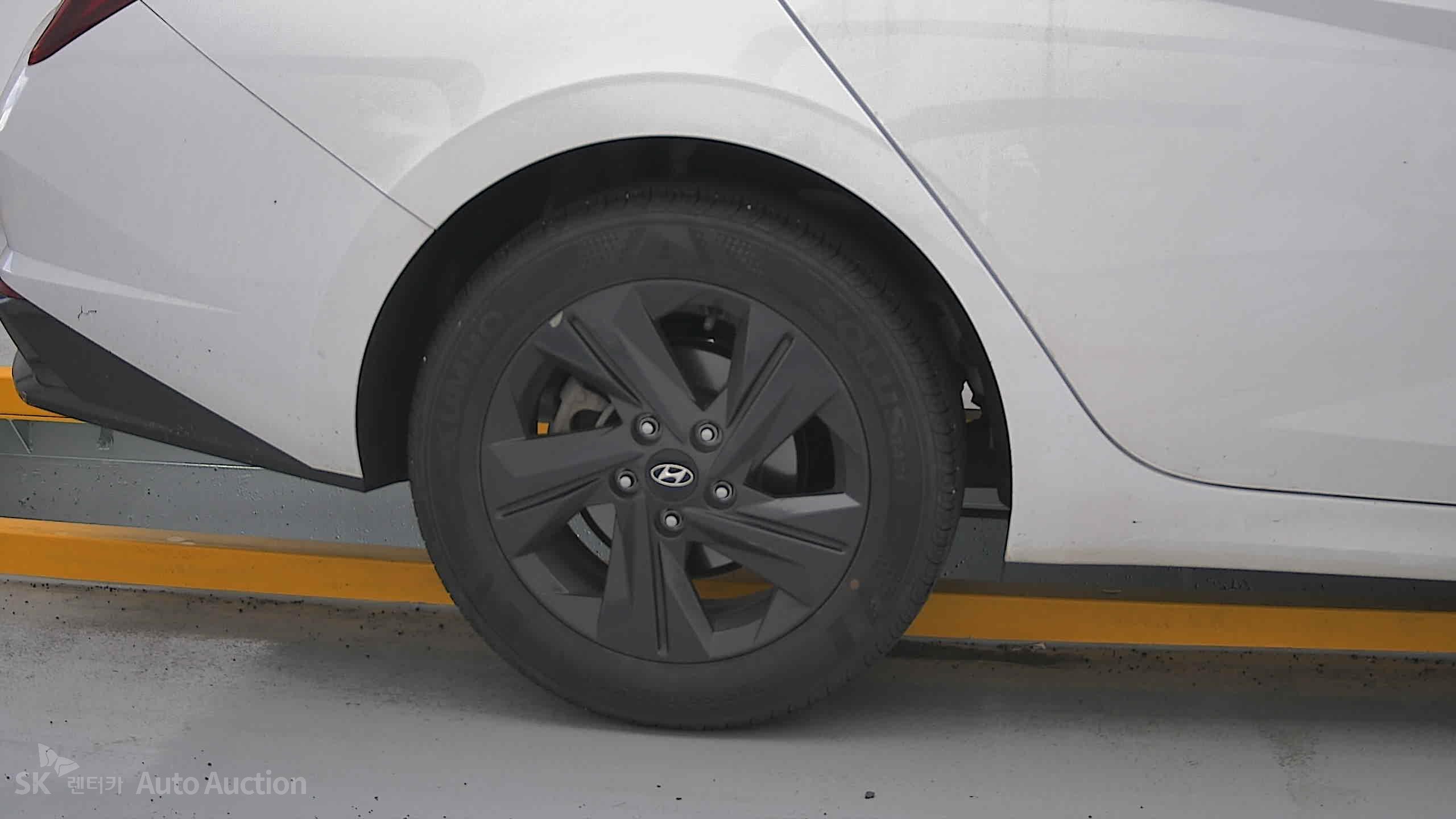 2023 - hyundai avante