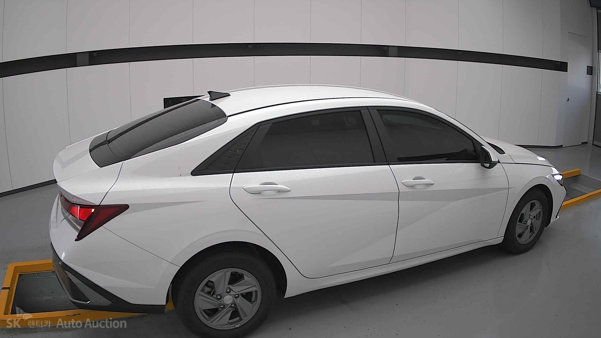 2024 - hyundai avante