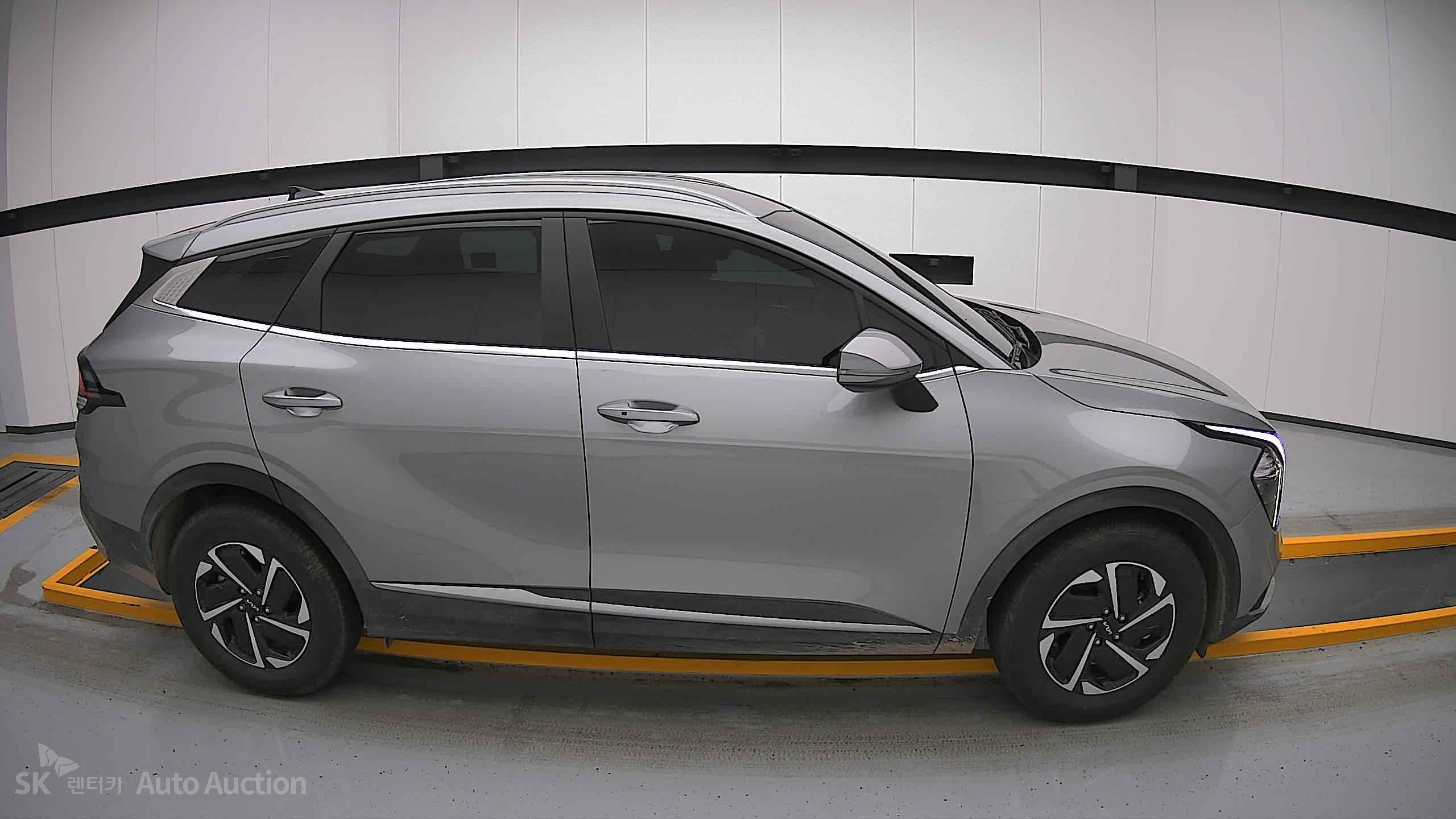 2023 - kia sportage