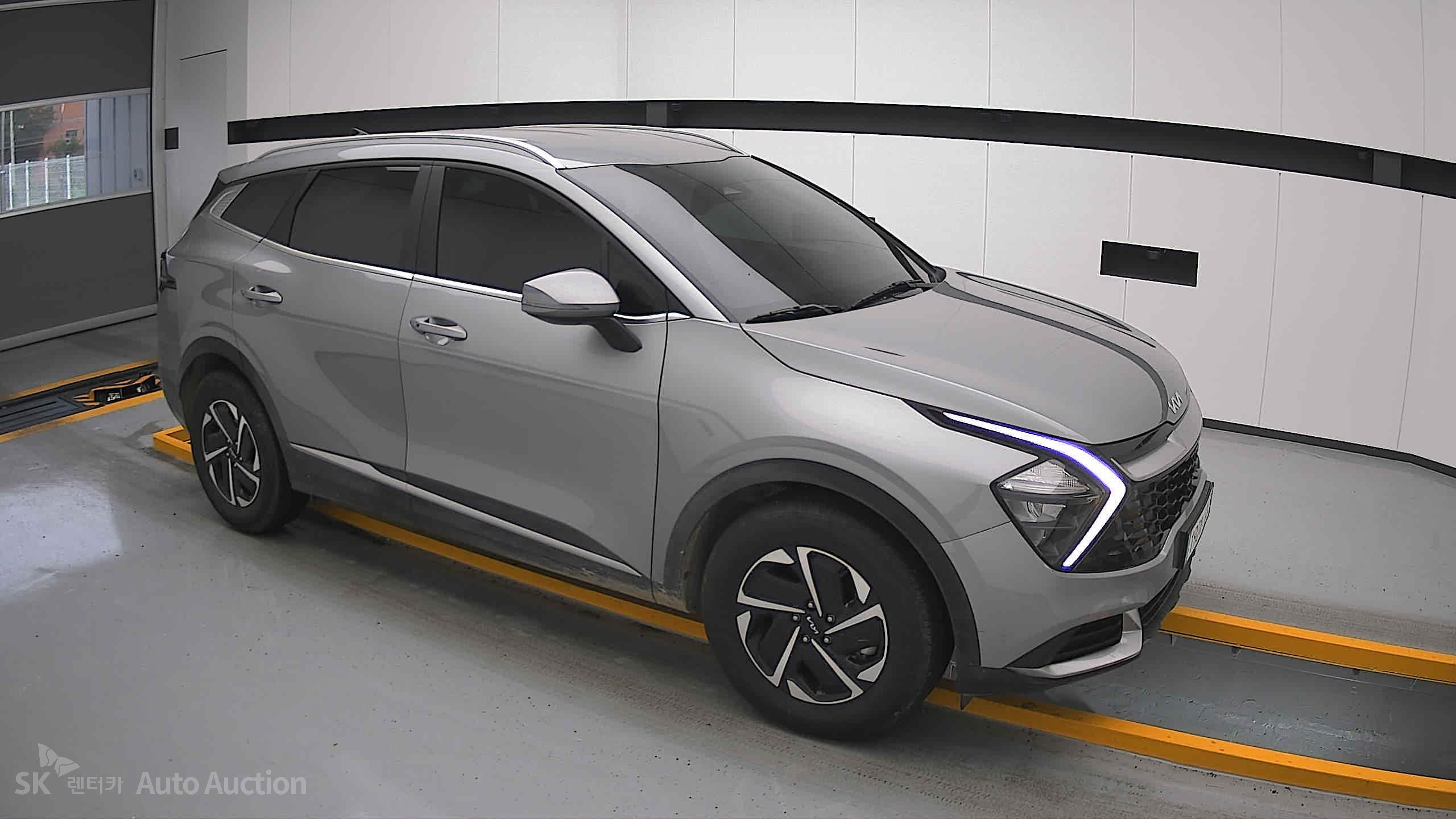 2023 - kia sportage