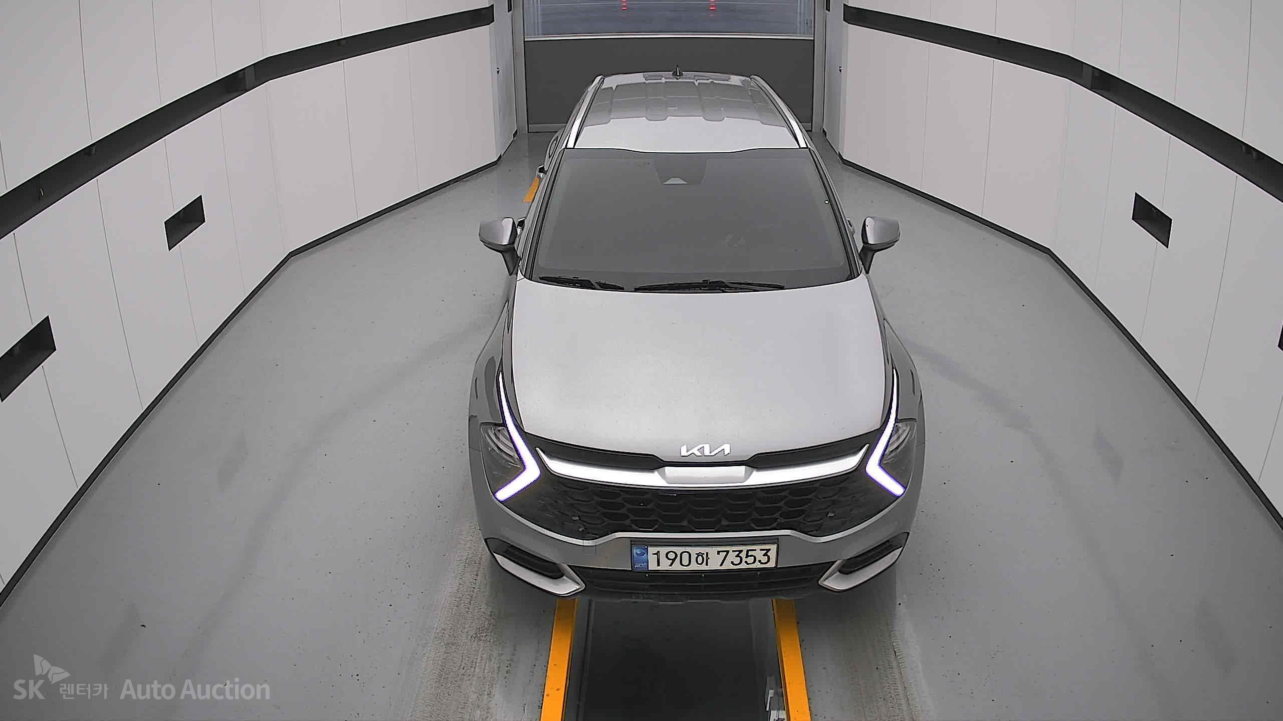 2023 - kia sportage