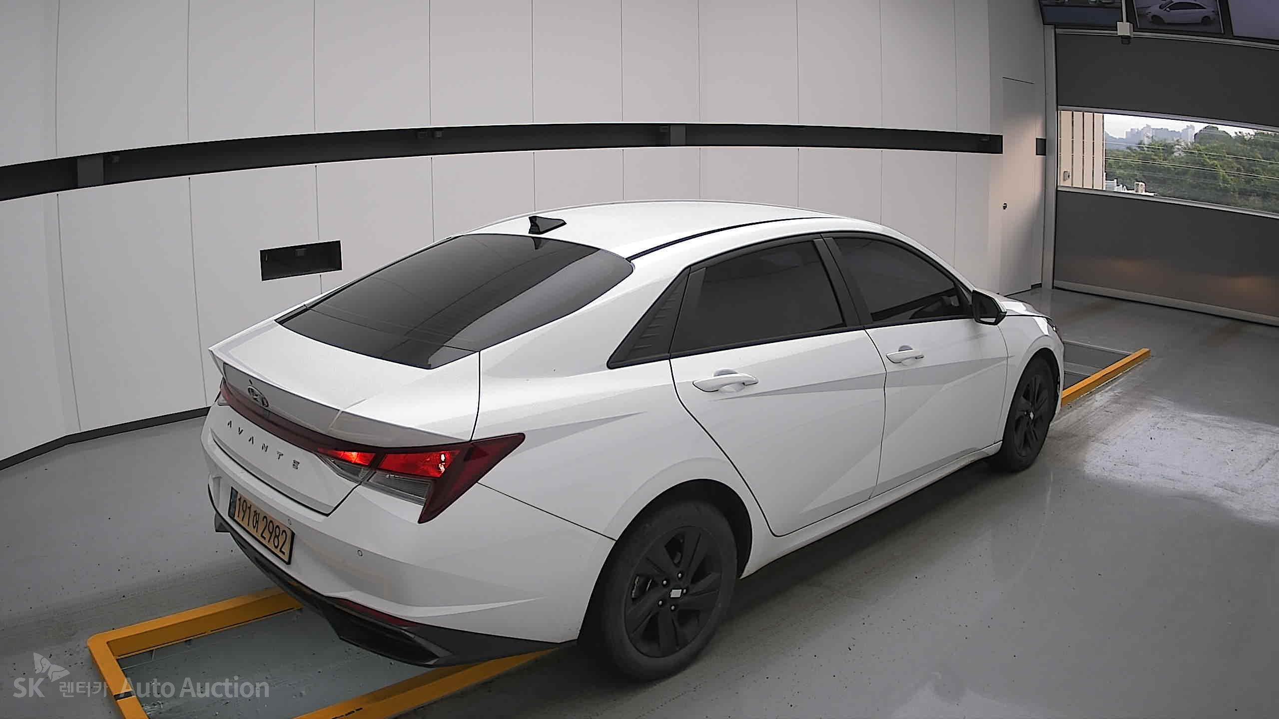 2023 - hyundai avante