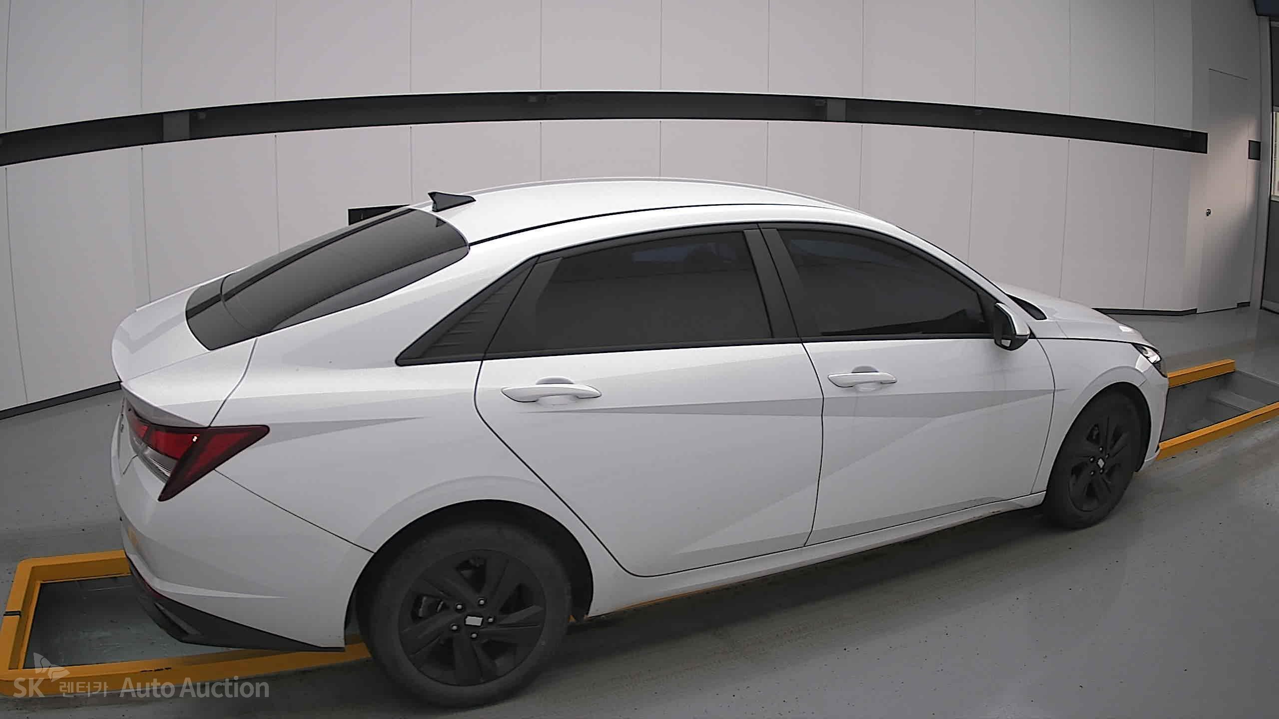 2023 - hyundai avante