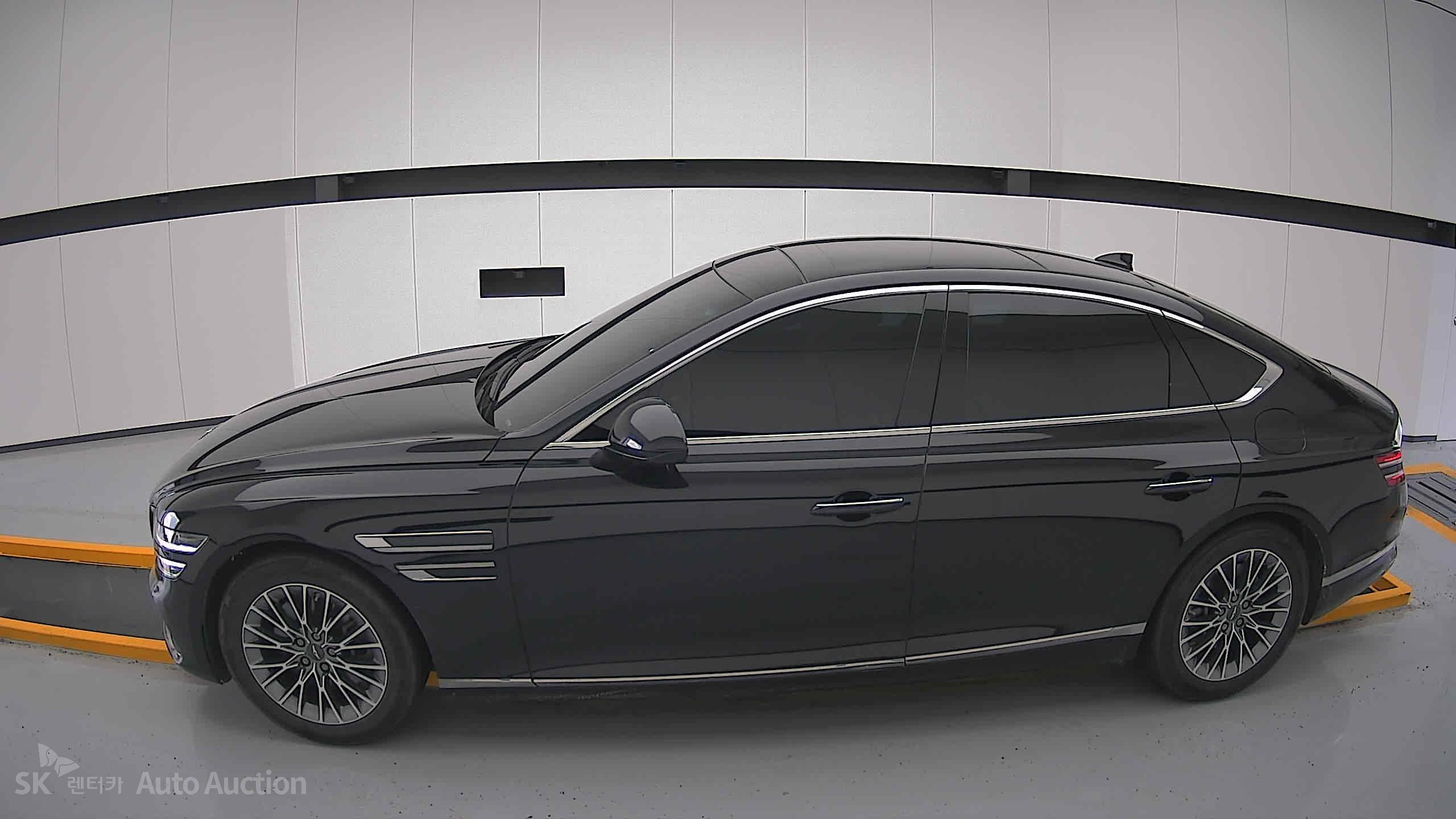 2022 - genesis g80