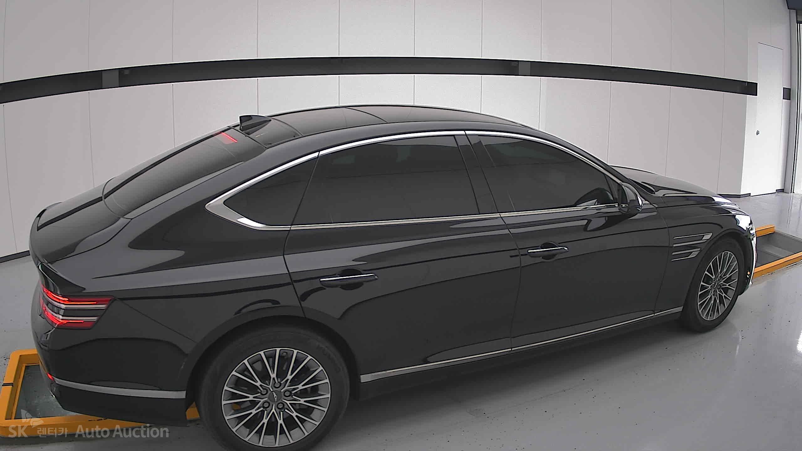 2022 - genesis g80