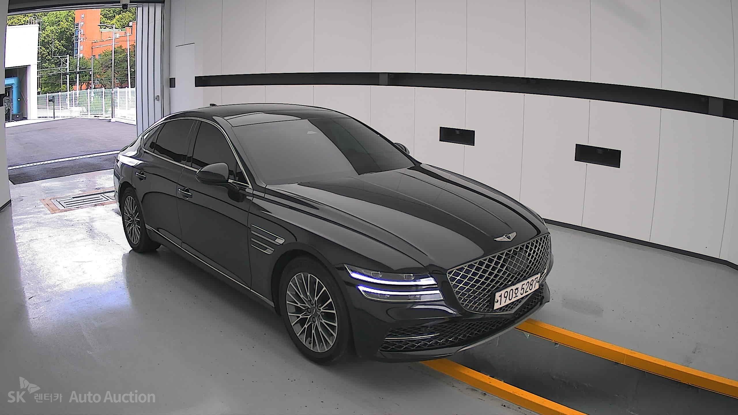 2022 - genesis g80