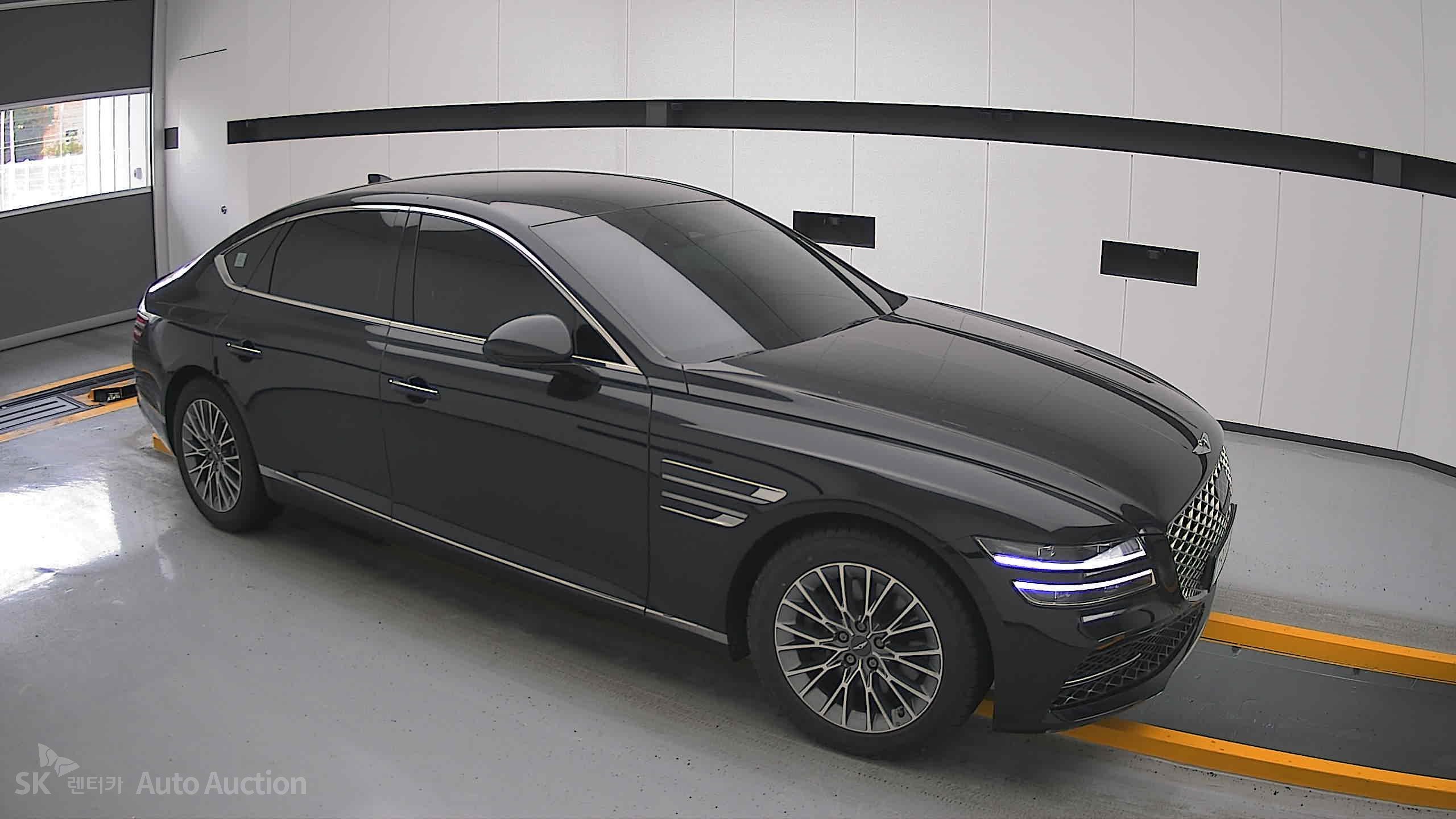 2022 - genesis g80