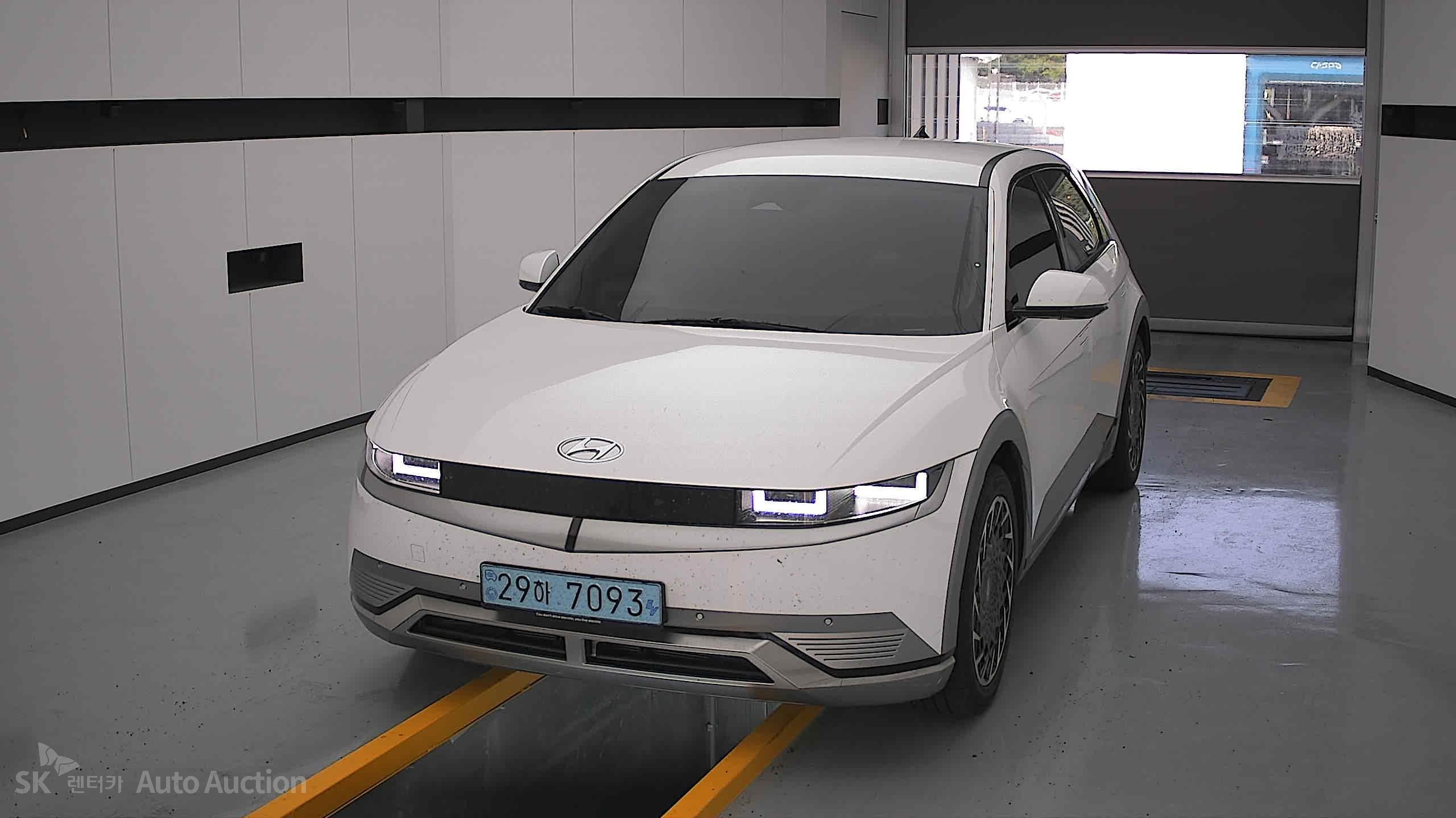 2022 - hyundai ioniq