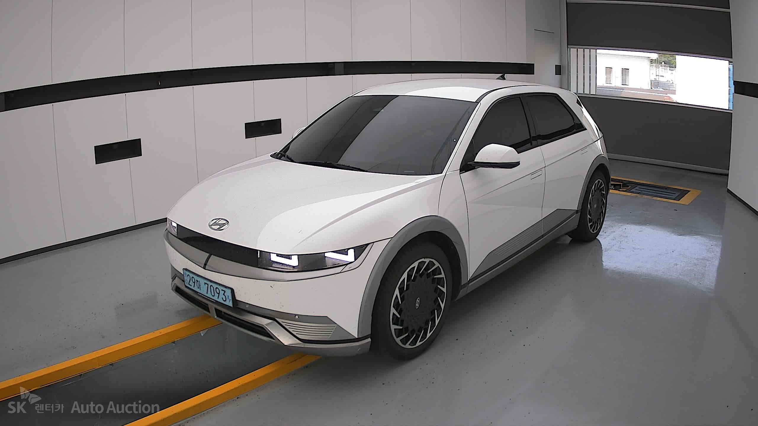 2022 - hyundai ioniq
