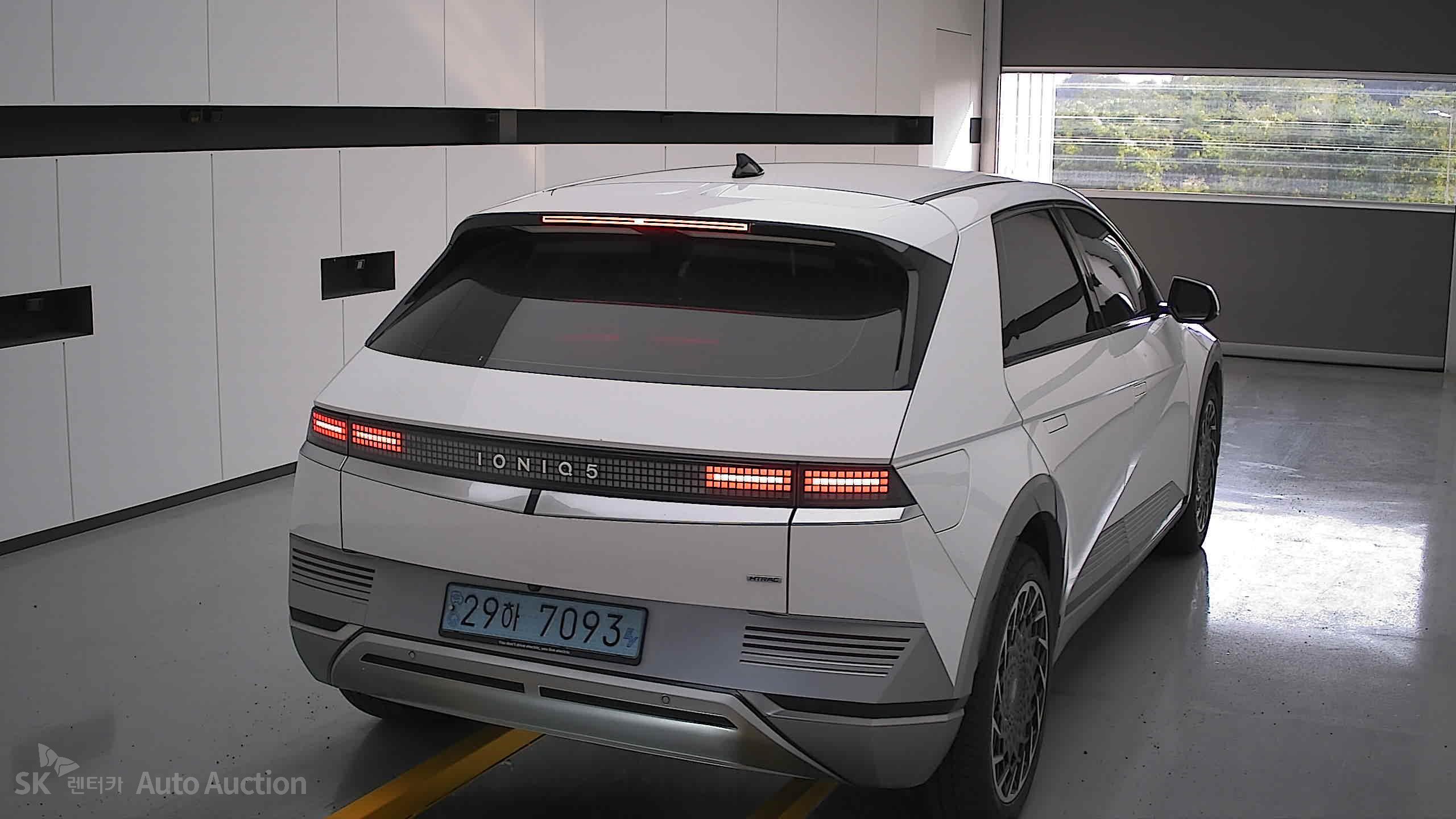 2022 - hyundai ioniq