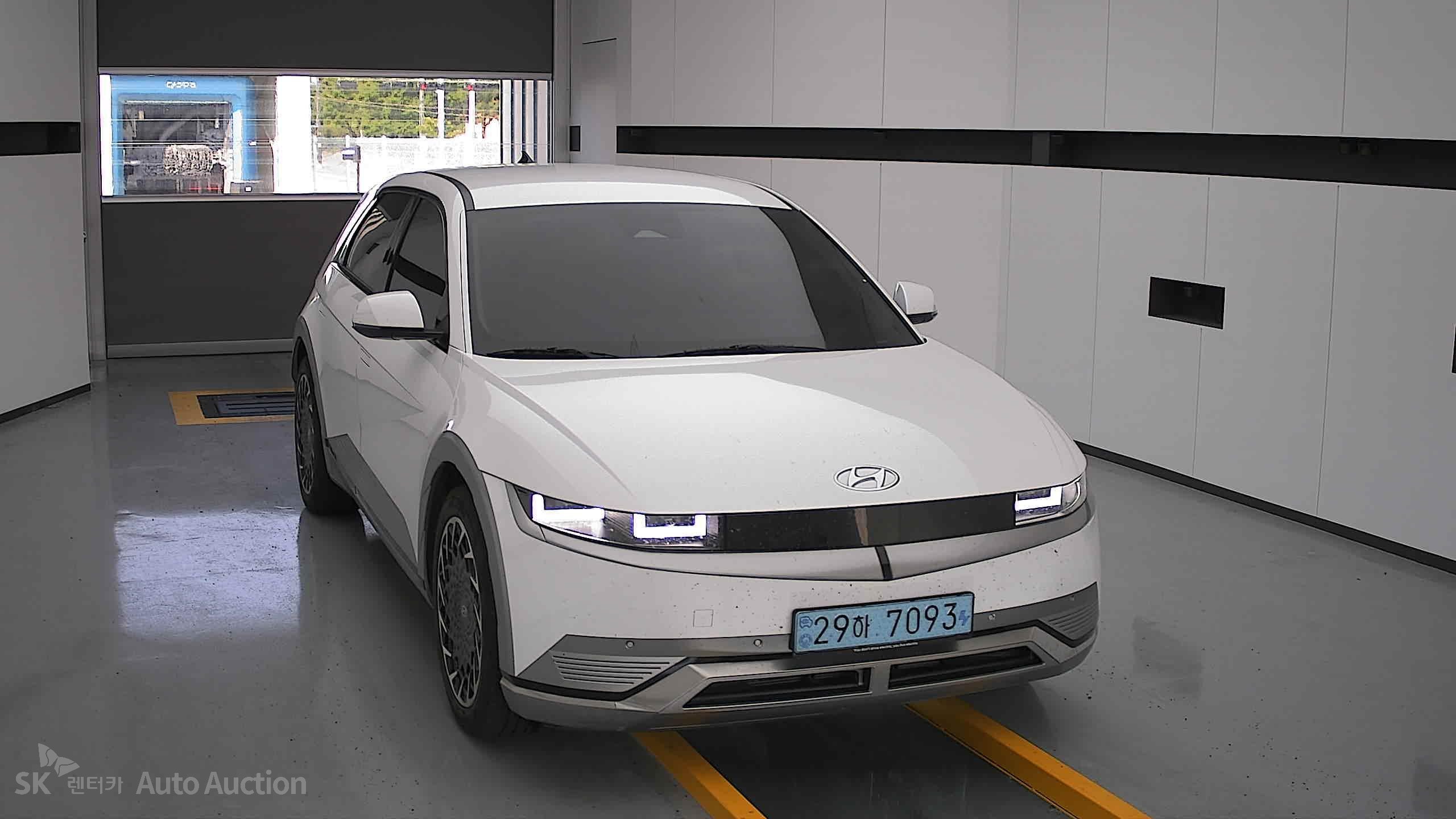2022 - hyundai ioniq