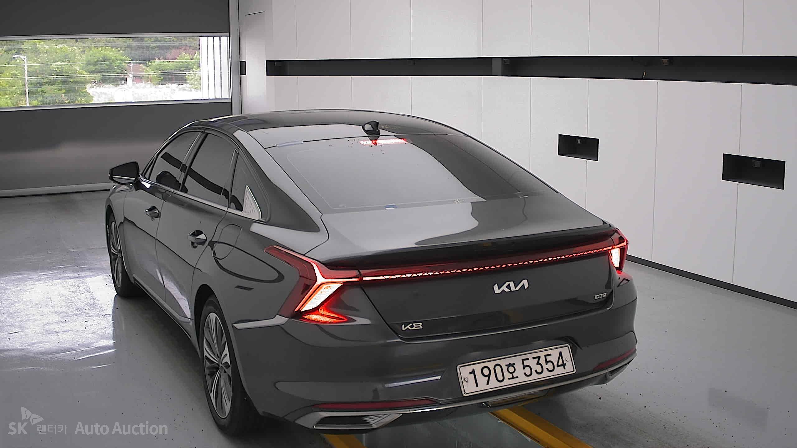 2022 - kia k8
