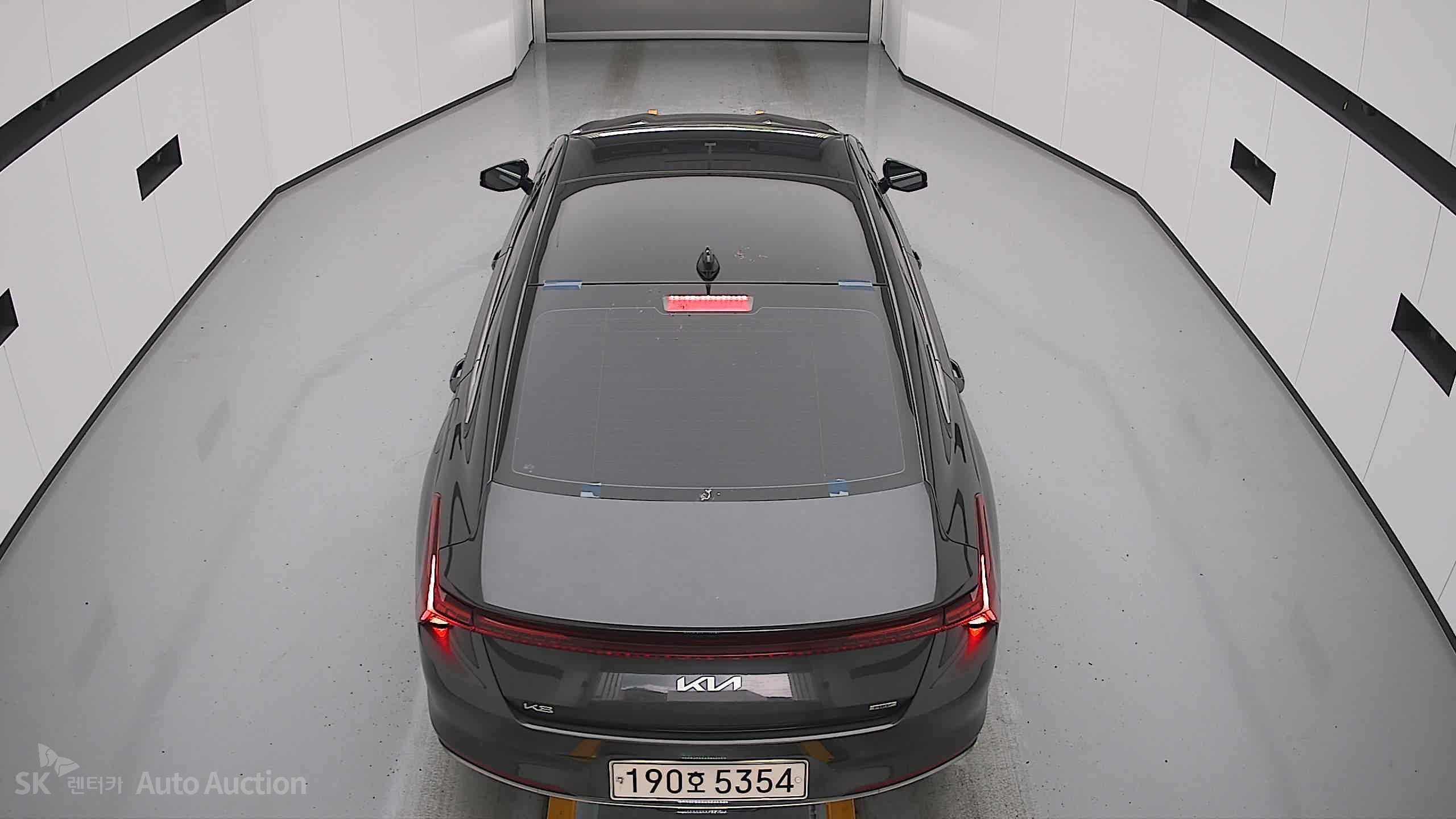 2022 - kia k8