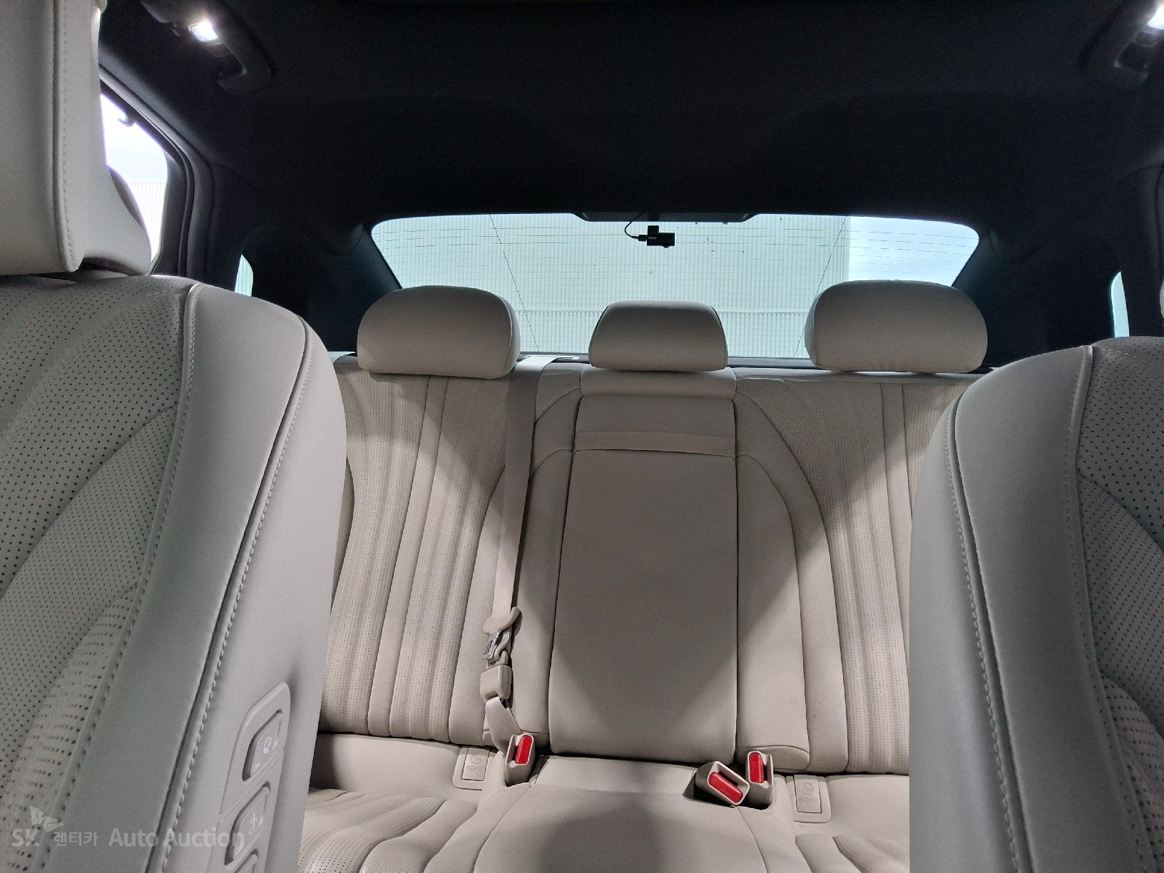 2022 - kia k8