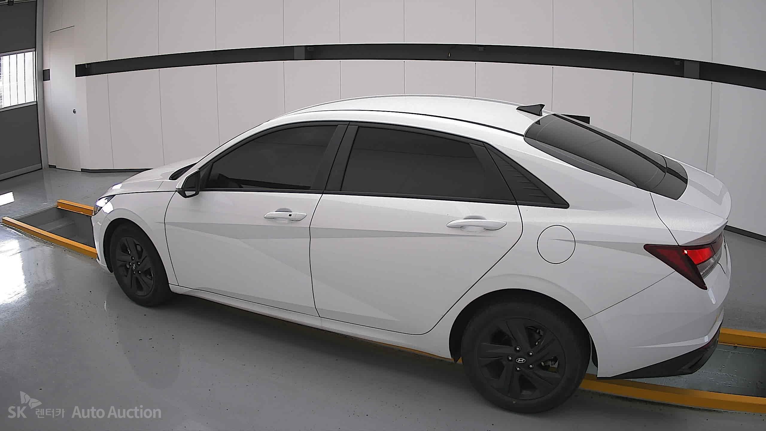 2023 - hyundai avante