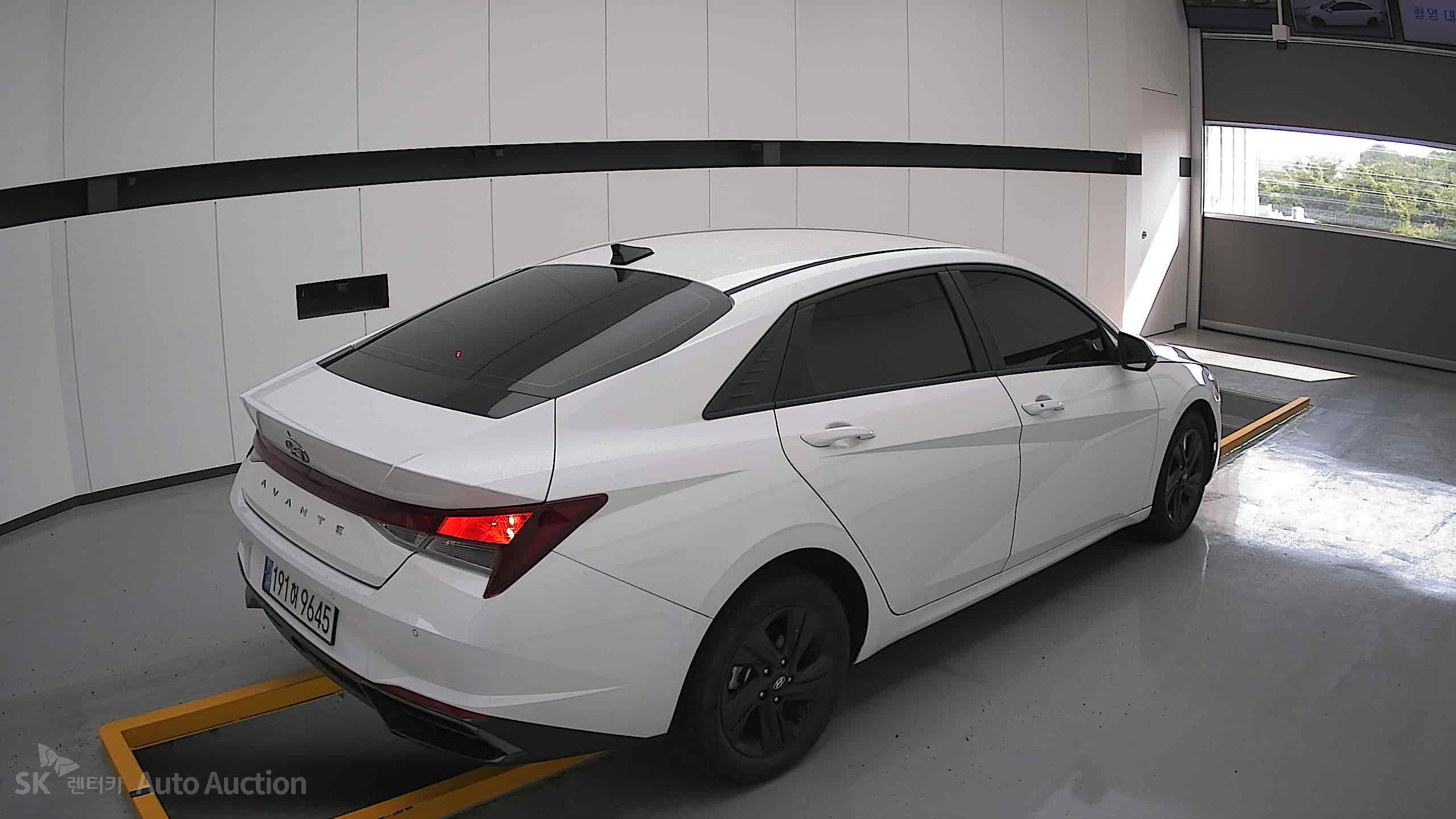 2023 - hyundai avante