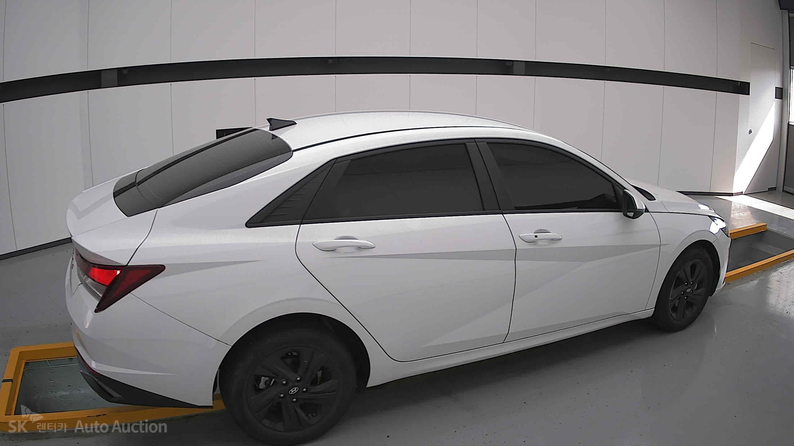 2023 - hyundai avante