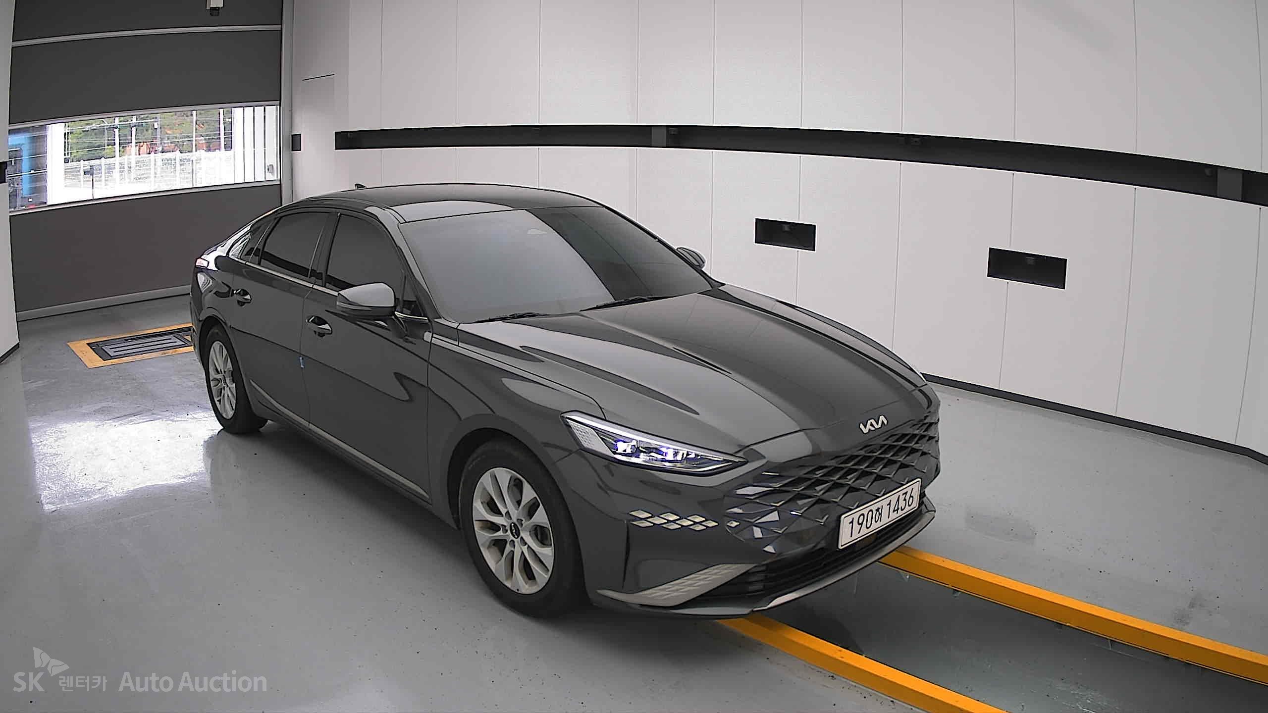 2022 - kia k8