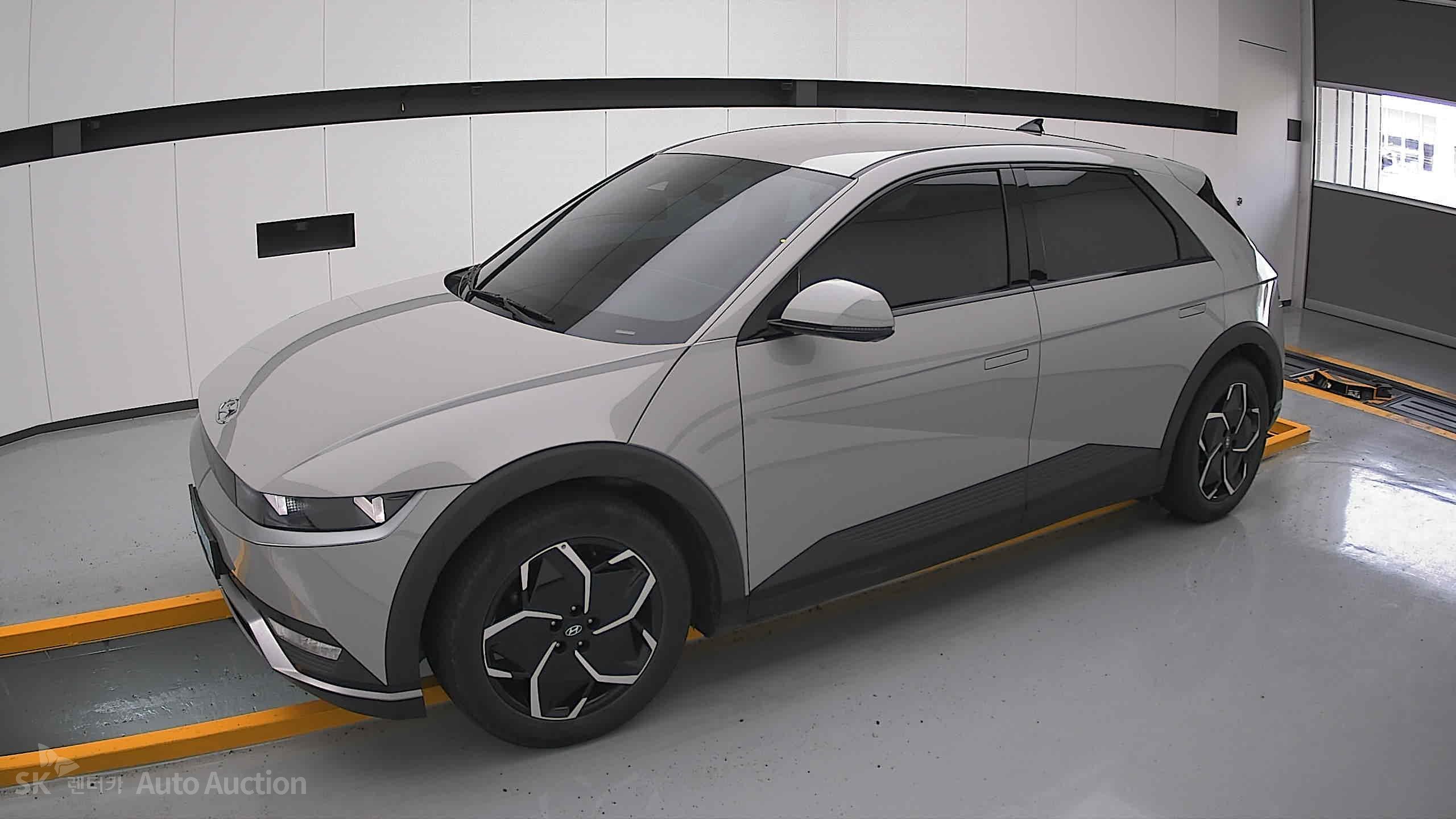 2022 - hyundai ioniq