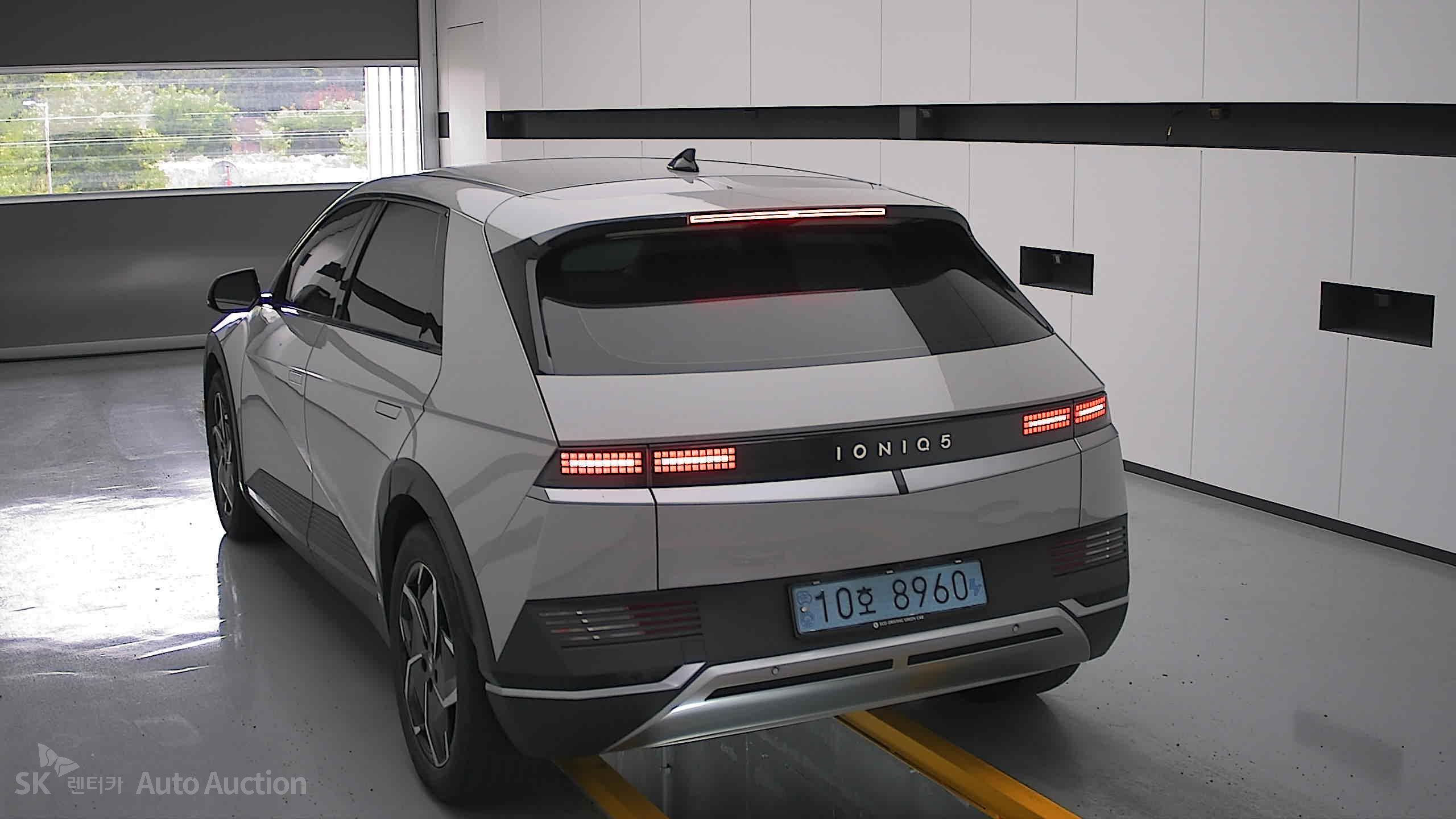 2022 - hyundai ioniq