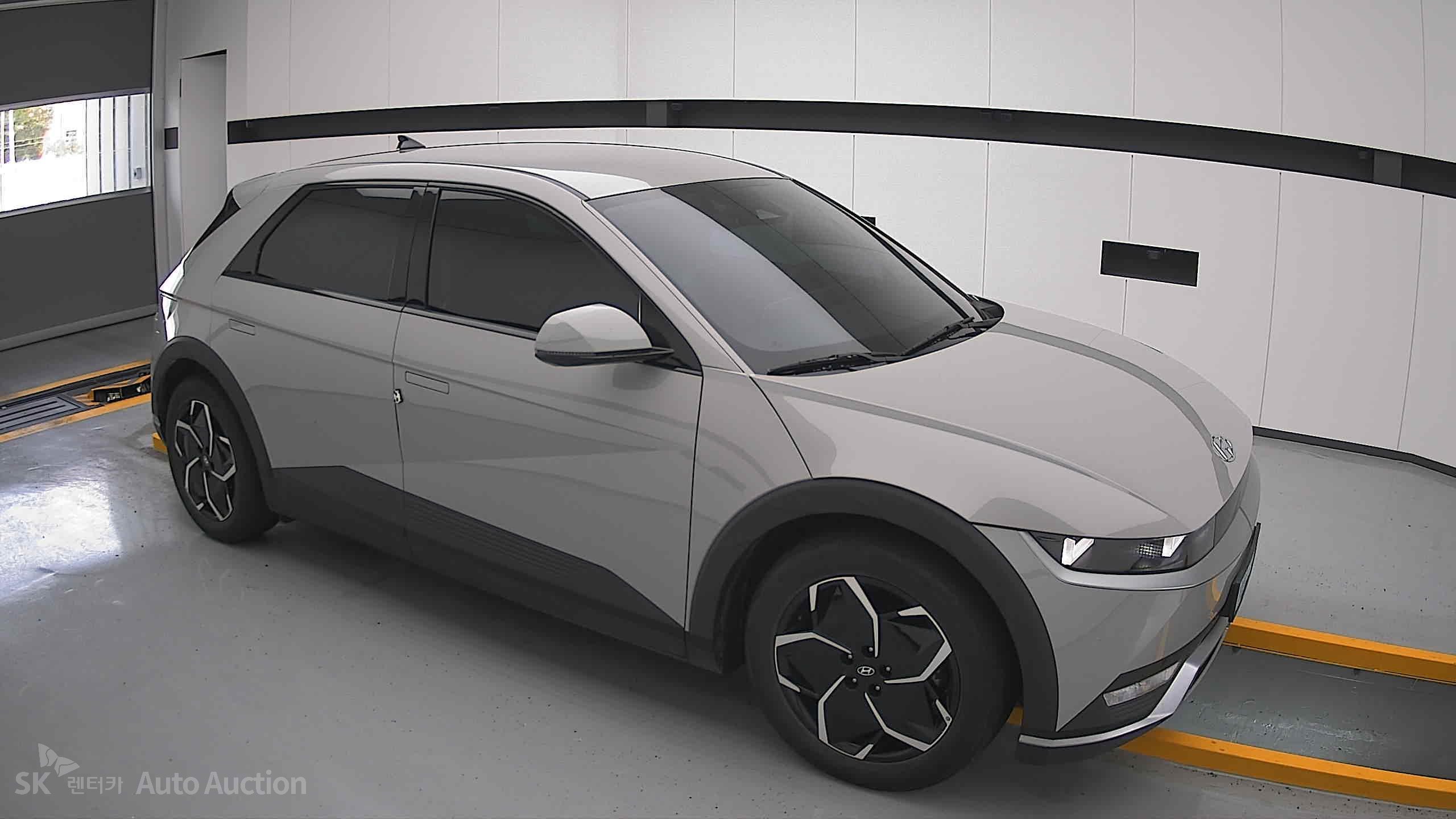 2022 - hyundai ioniq