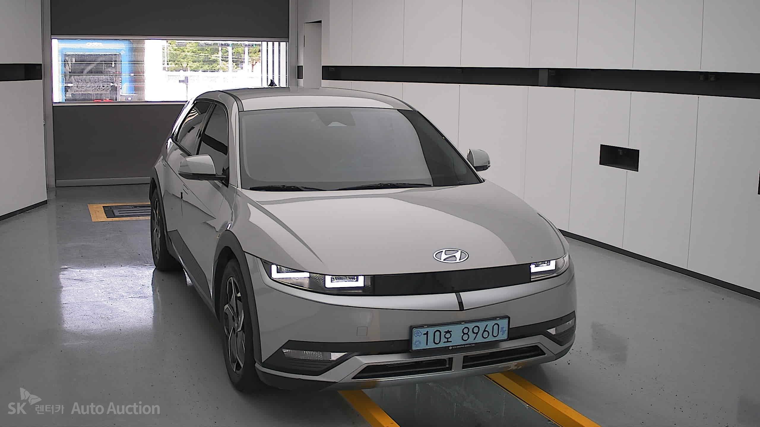 2022 - hyundai ioniq