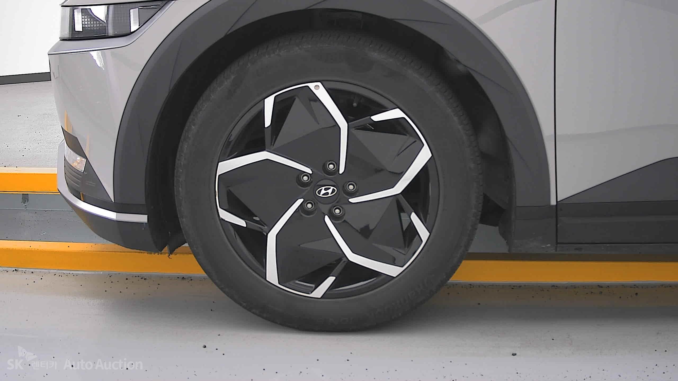 2022 - hyundai ioniq